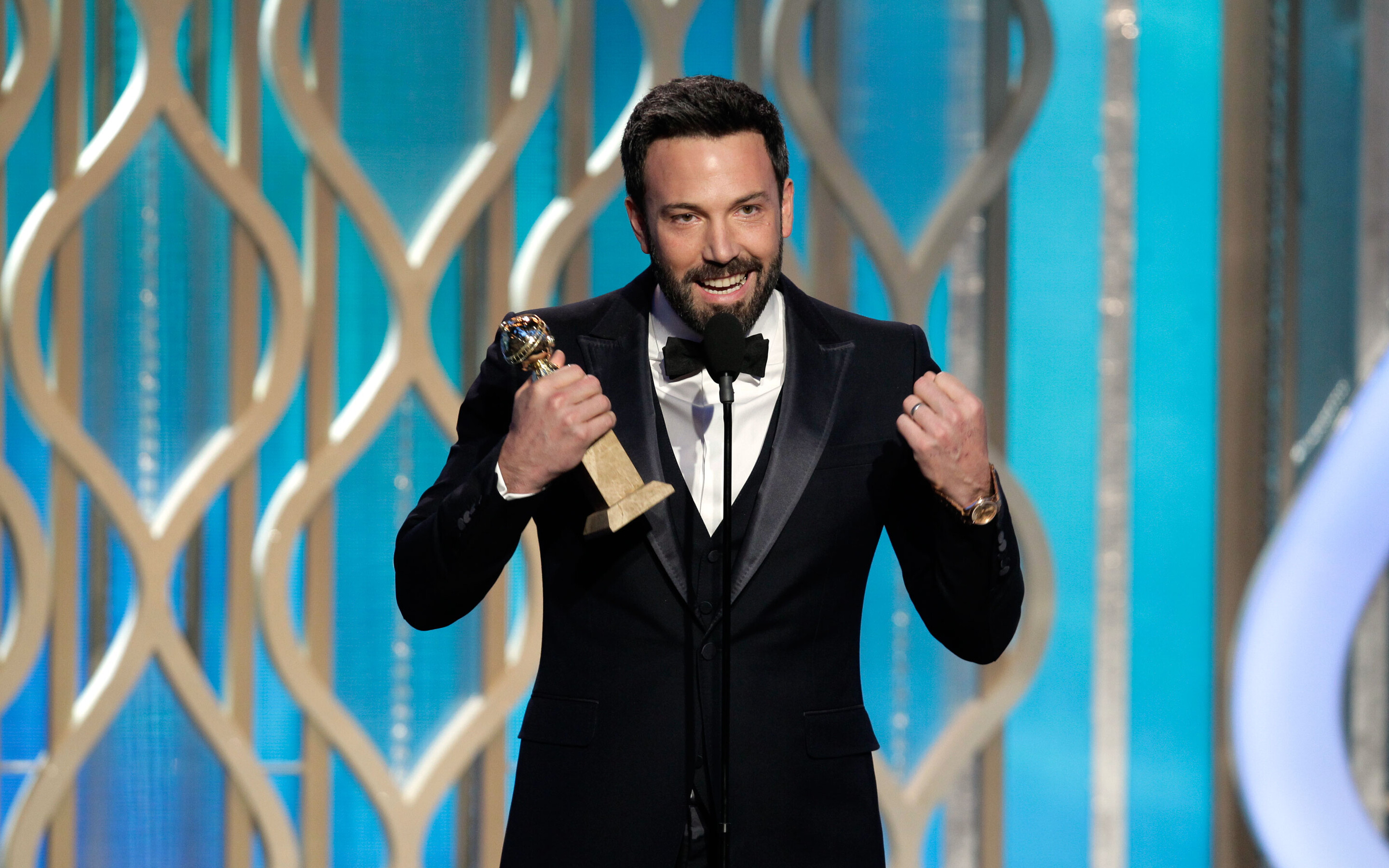 Ben Affleck: Best Director Award for Argo, 70th Annual Golden Globe Awards, Beverly Hilton Hotel, January 13, 2013. 2880x1800 HD Background.