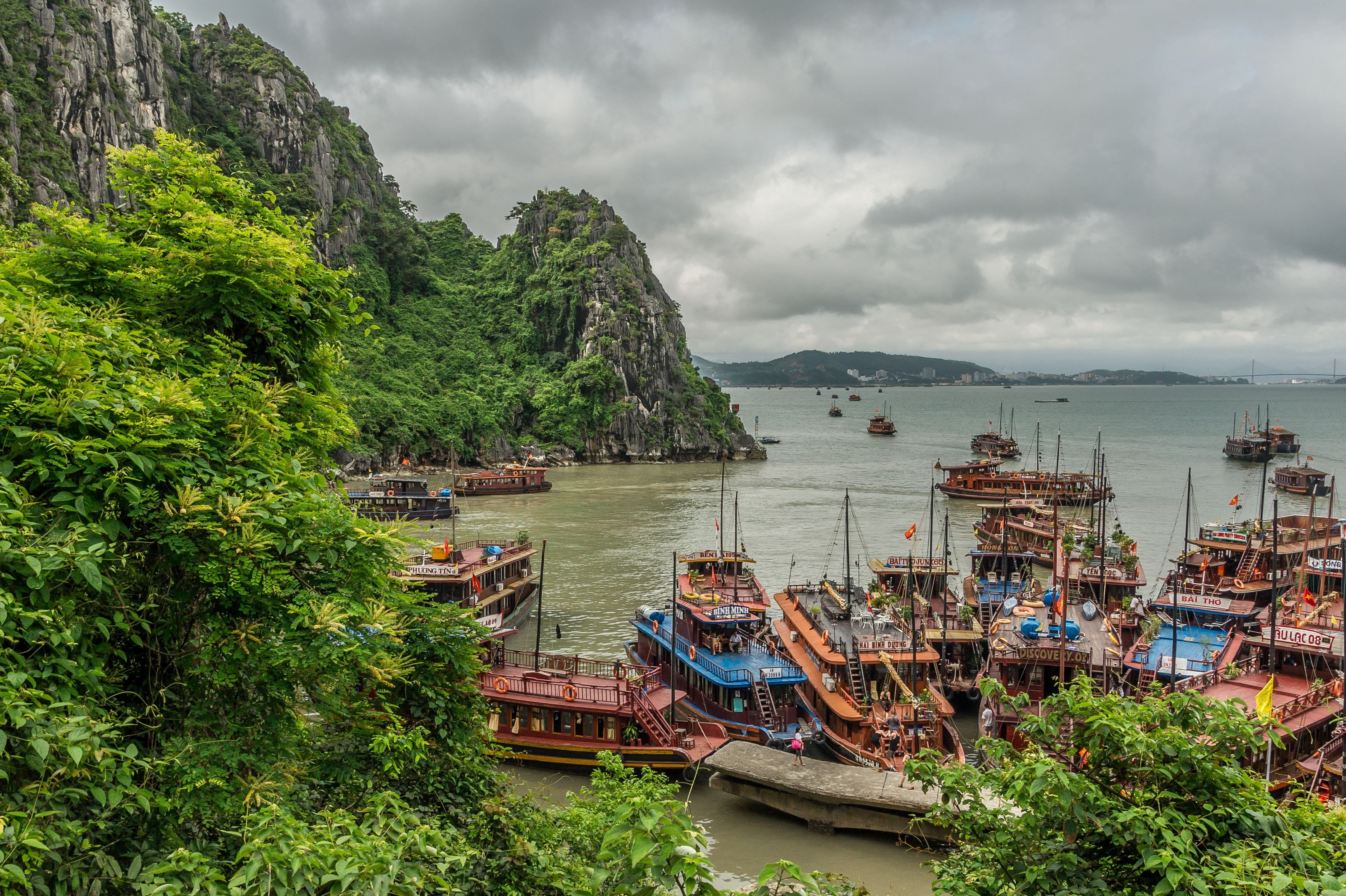 Ha Long, Vietnam, Halong Bay, Landscape Wallpaper, 3200x2130 HD Desktop