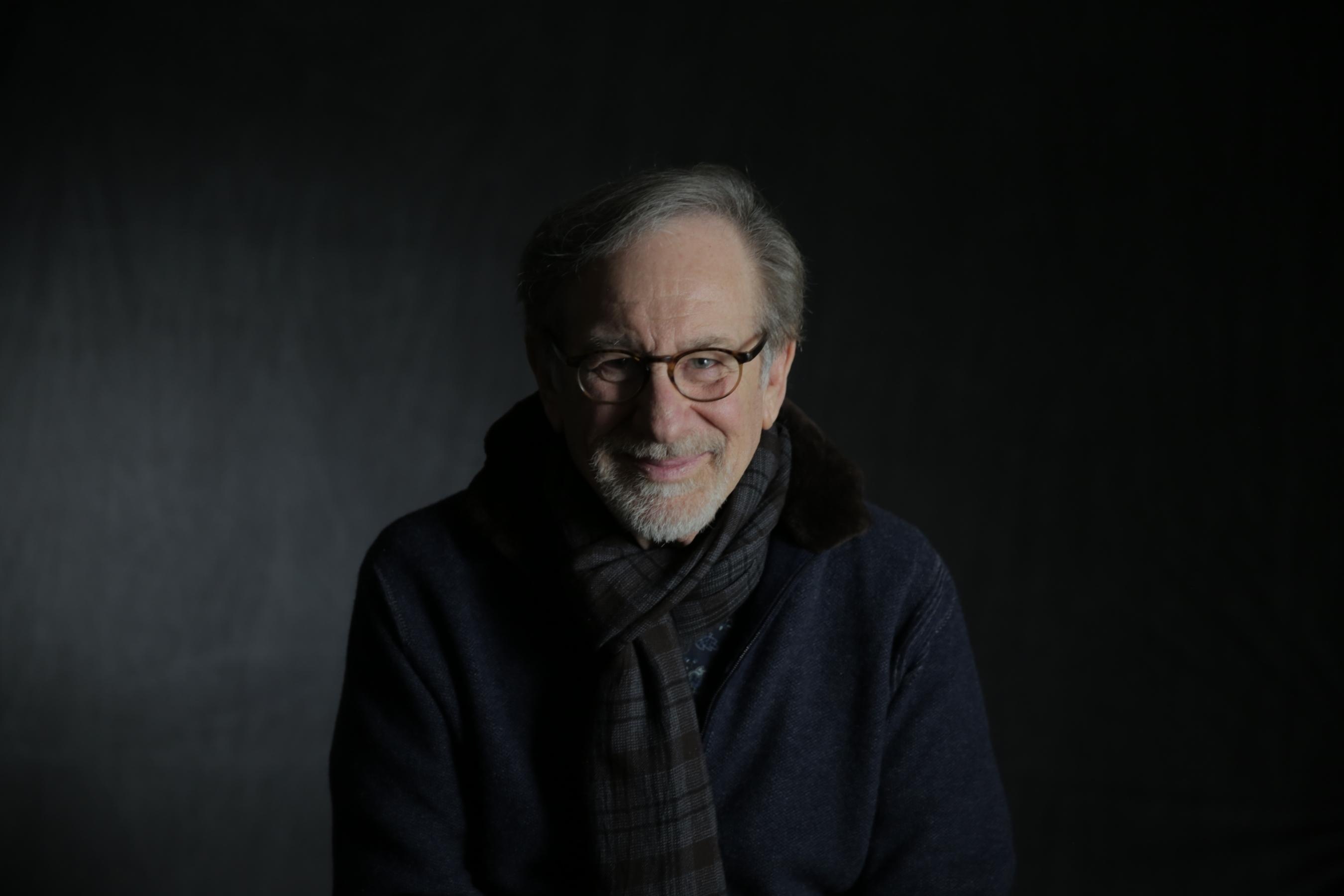 Steven Spielberg, Skills honed, Bedtime stories, CNN interview, 2700x1800 HD Desktop