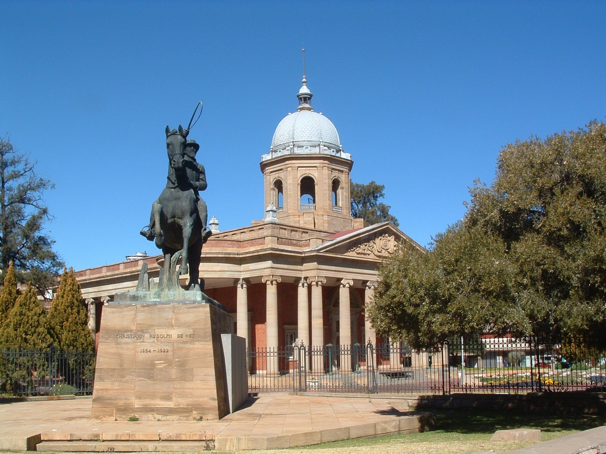 Bloemfontein, Parliament building, South Africa, 2050x1540 HD Desktop