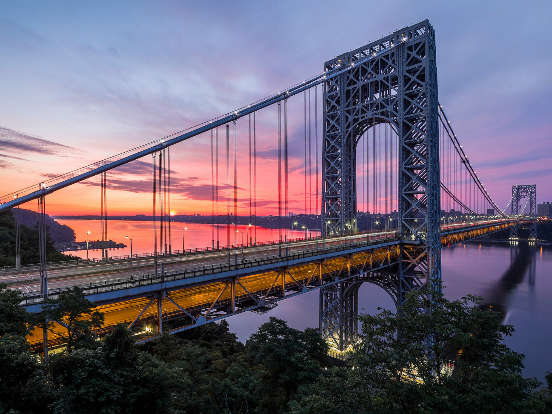 United States: Sunrise, George Washington Bridge, Manhattan, USA. 1920x1440 HD Wallpaper.