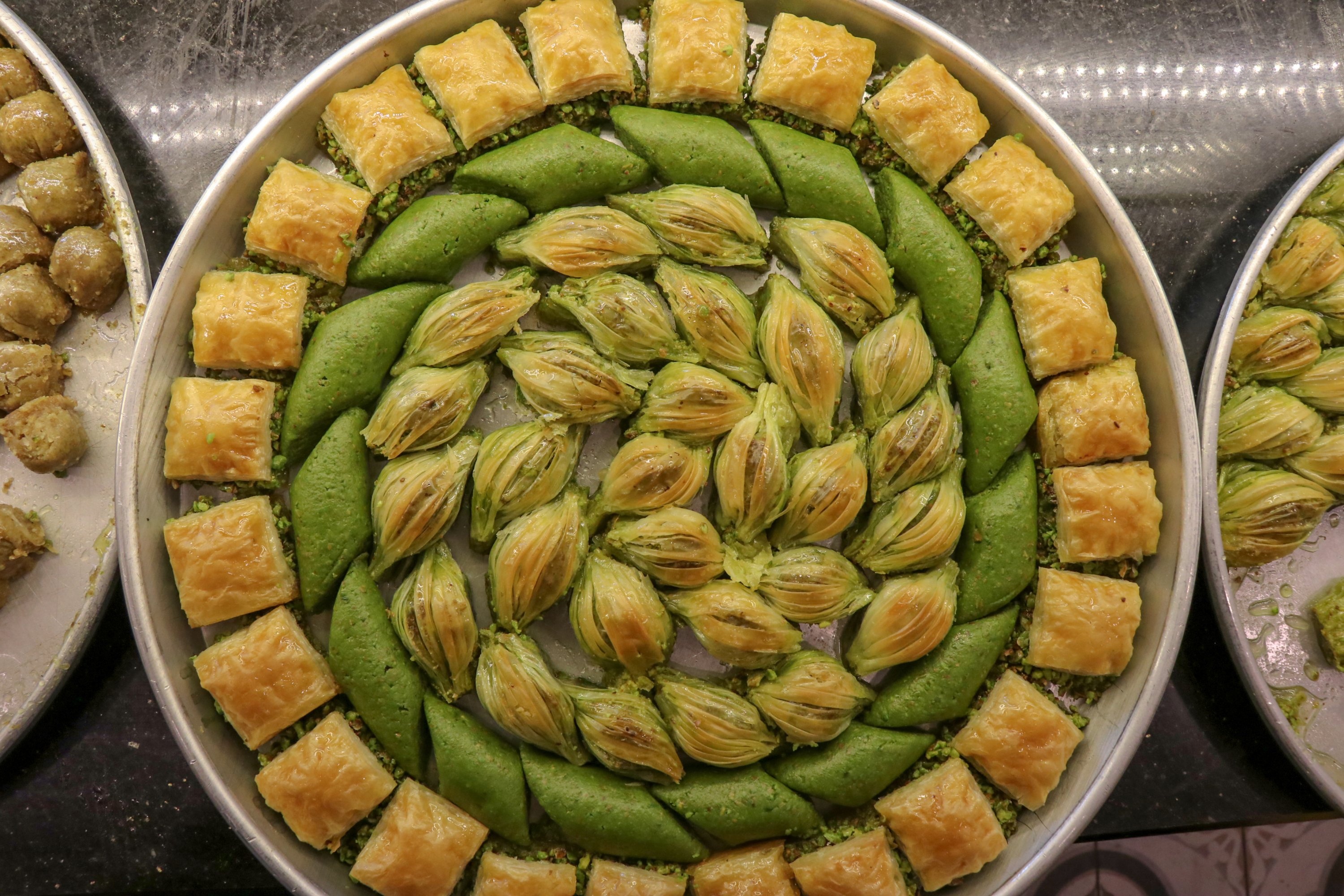 Baklava: Filled with chopped nuts, and sweetened with syrup or honey. 3000x2000 HD Background.