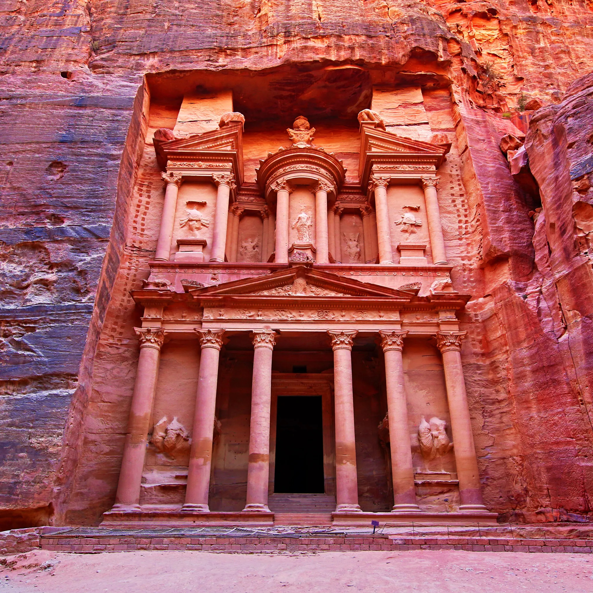 Petra, Perfect time to visit, Jordan travel, Vogue recommendation, 2000x2000 HD Phone