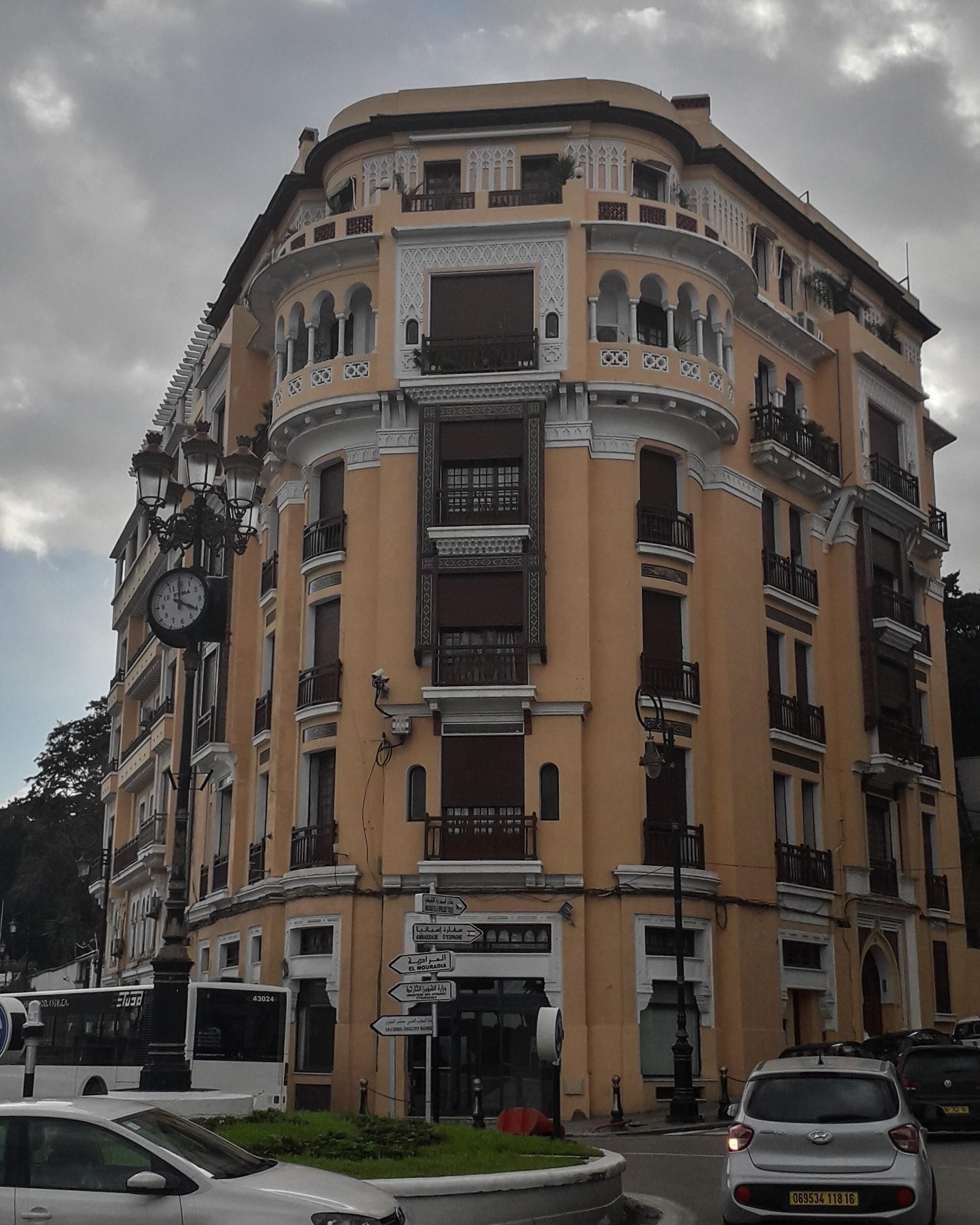 Algiers neo mauresque building, Architectural marvel, 1870x2340 HD Phone