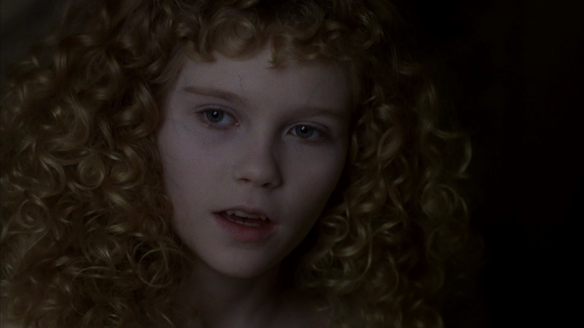 Kirsten Dunst (Claudia): Trapped in the body of a little girl by the Dark Gift, Interview with the Vampire. 1920x1080 Full HD Background.