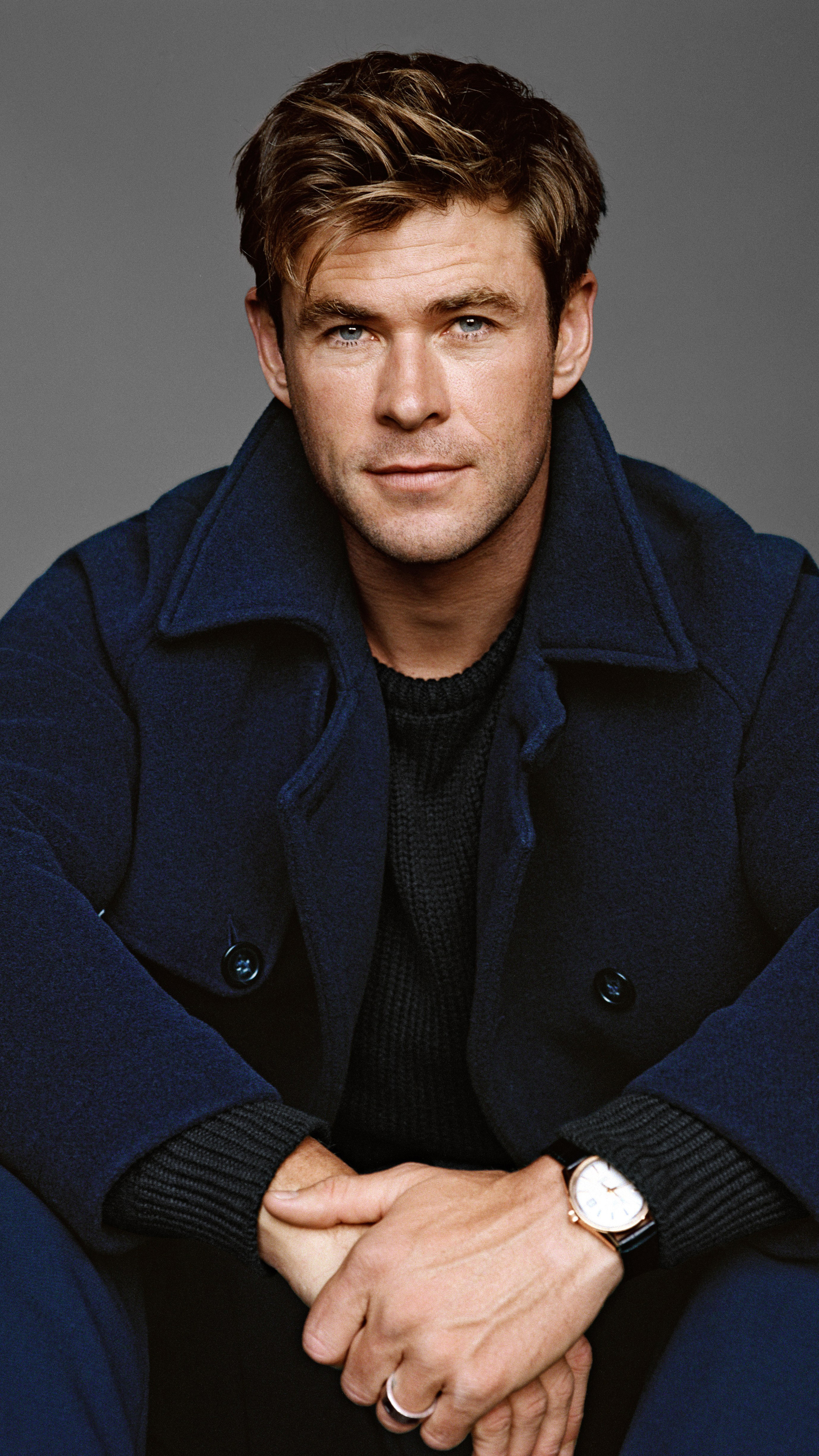 Chris Hemsworth: Cast in the role of Captain Kirk’s father in J.J. Abrams’s 2009 movie Star Trek. 2160x3840 4K Background.
