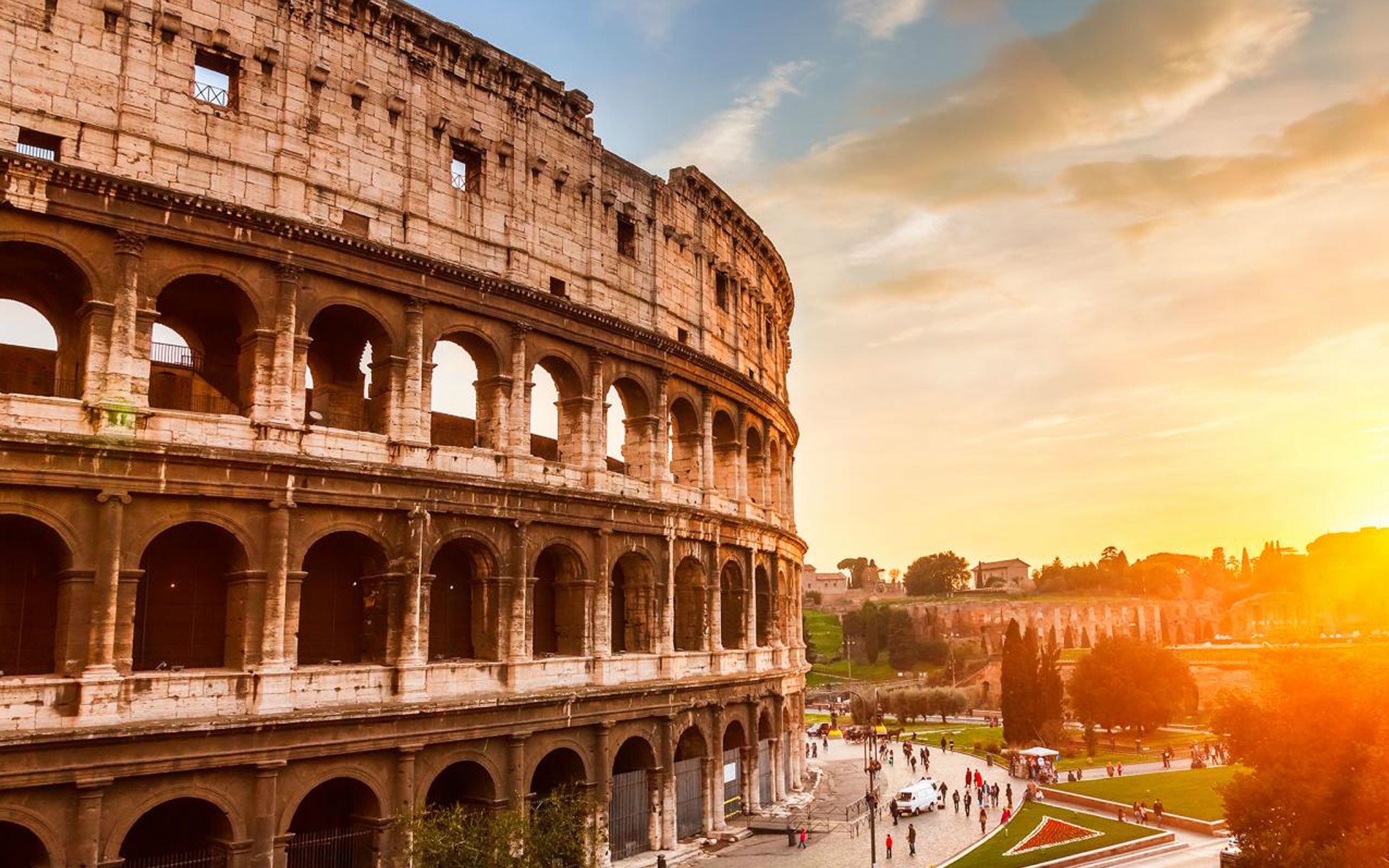 Colosseum architecture, HD desktop wallpaper, Roman marvel, Architectural beauty, 2560x1600 HD Desktop