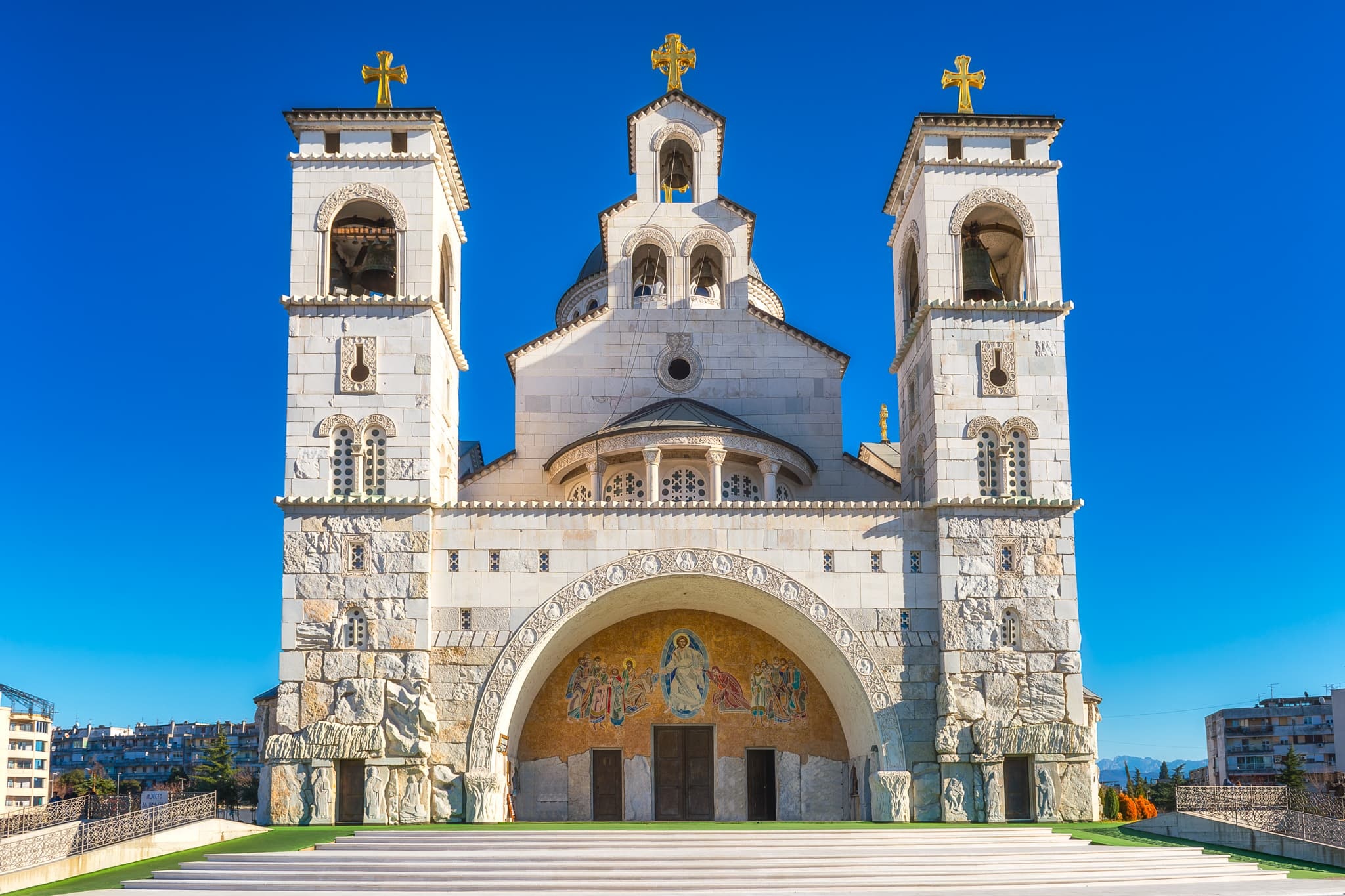 Podgorica, Montenegro, Cathedral of Christ's Resurrection, Nico Trinkhaus photography, 2050x1370 HD Desktop