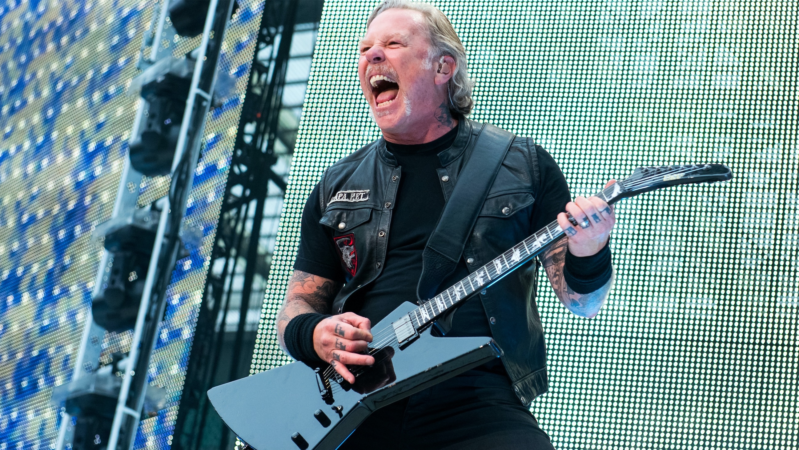James Hetfield, New Metallica album, Songwriting process, Musical creativity, 2600x1470 HD Desktop