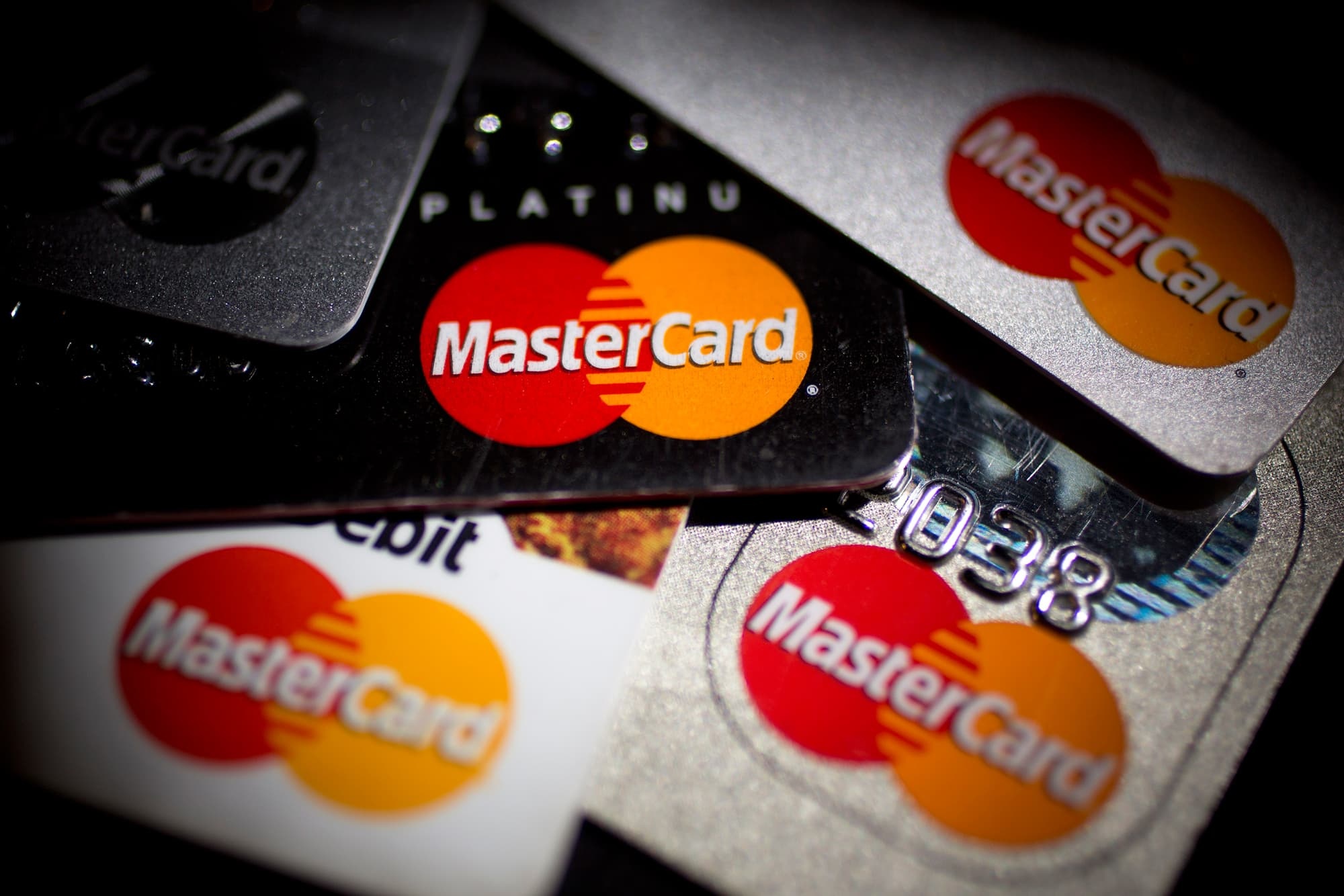 Mastercard: MasterCard's logo used for corporate branding, 1996 to 2006, Famous banking product. 2000x1340 HD Wallpaper.
