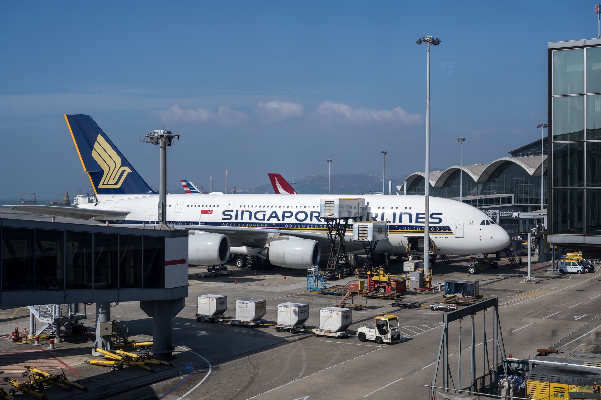 Hong Kong Airport, A380 Singapore Airlines, Airports terminal, Singapore Airlines, 2050x1370 HD Desktop