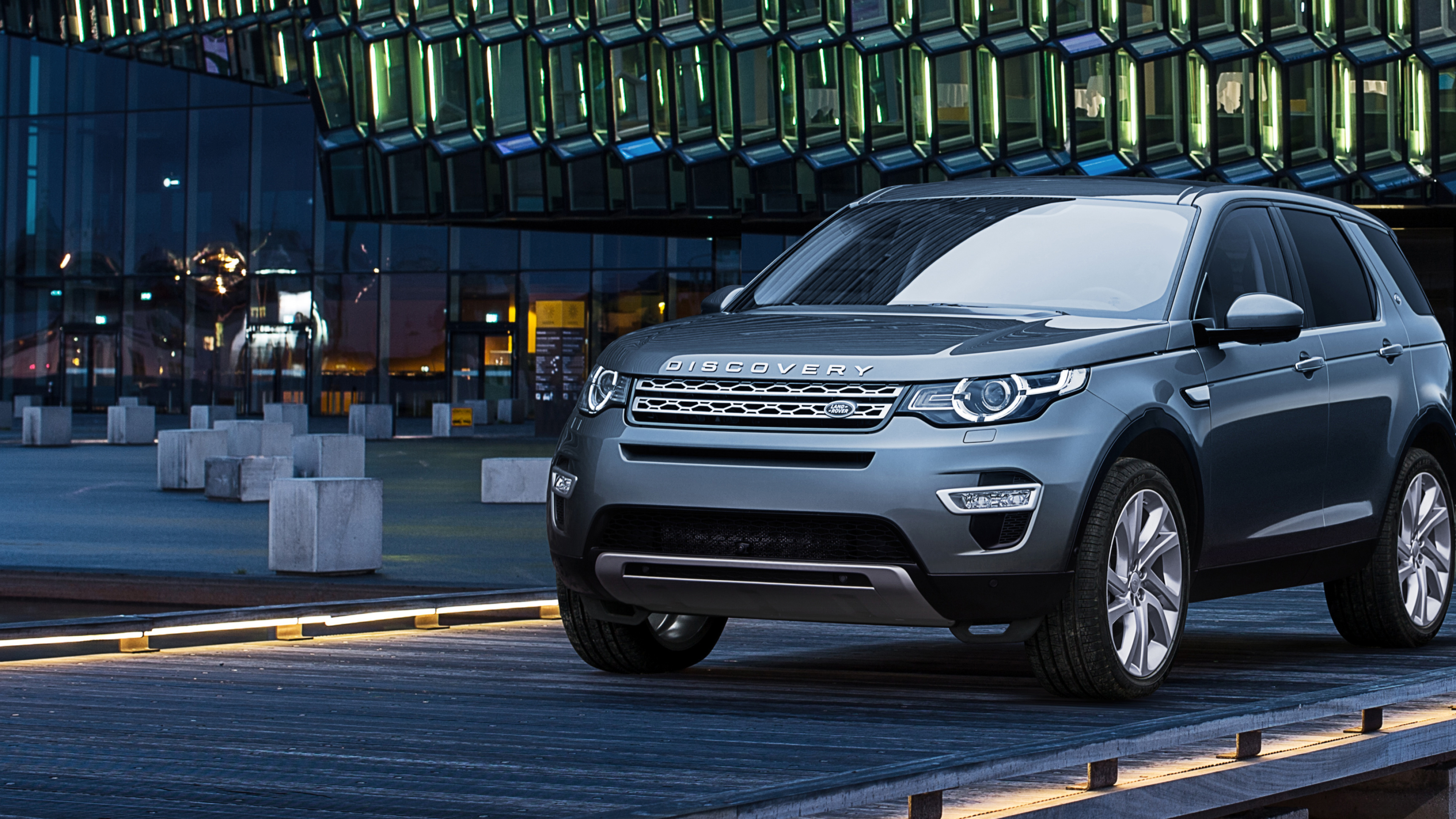 Land Rover Discovery Sport, Cars desktop wallpapers, 4K Ultra HD, 3840x2160 4K Desktop