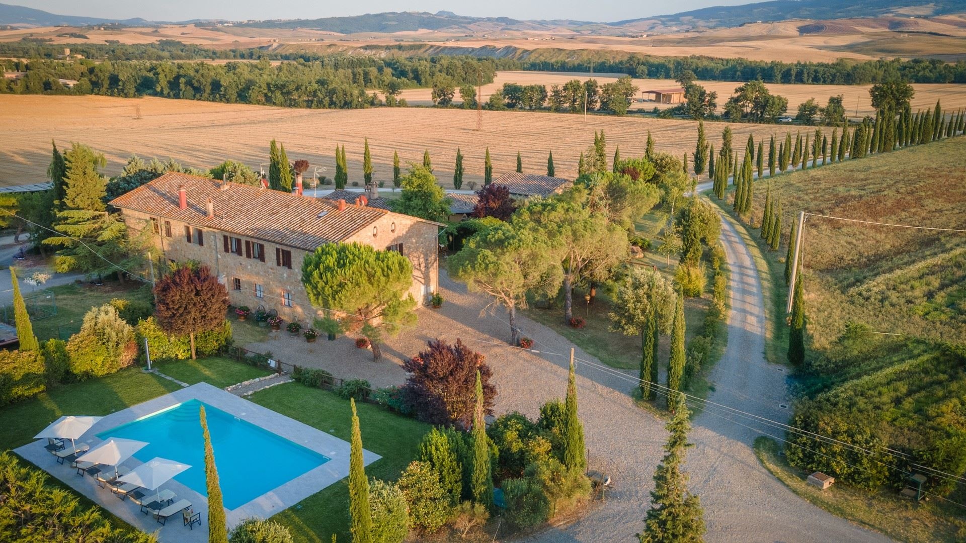 4 Schlafzimmer, Exclusive Tuscan villas, Italian luxury, Tuscan countryside, 1920x1080 Full HD Desktop