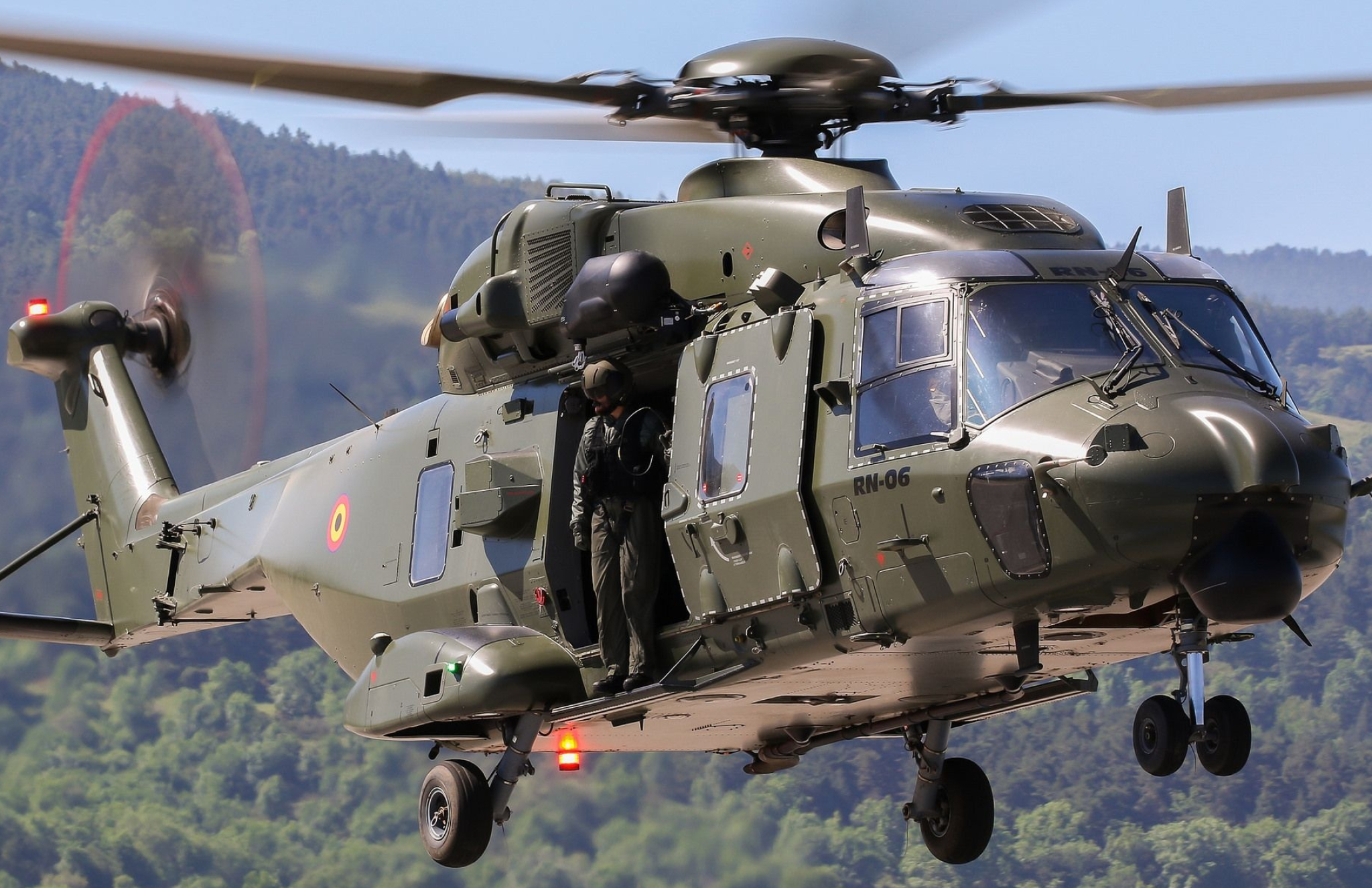 Belgian air force, NH Industries NH90TTH, military helicopter, military wallpaper, 2050x1330 HD Desktop