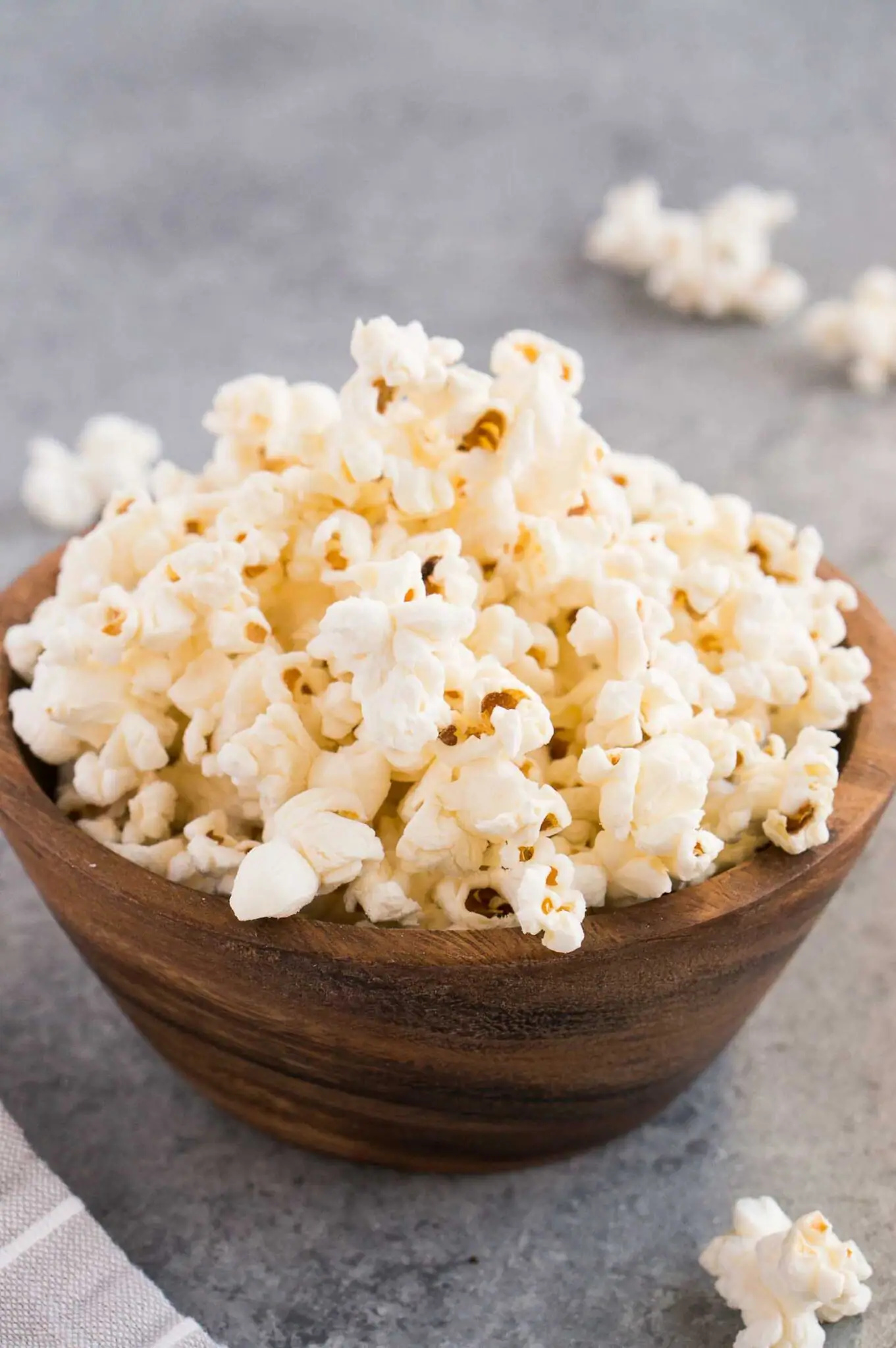Popcorn, Stovetop popping, Perfectly popped, Delicious and healthy, 1370x2050 HD Handy