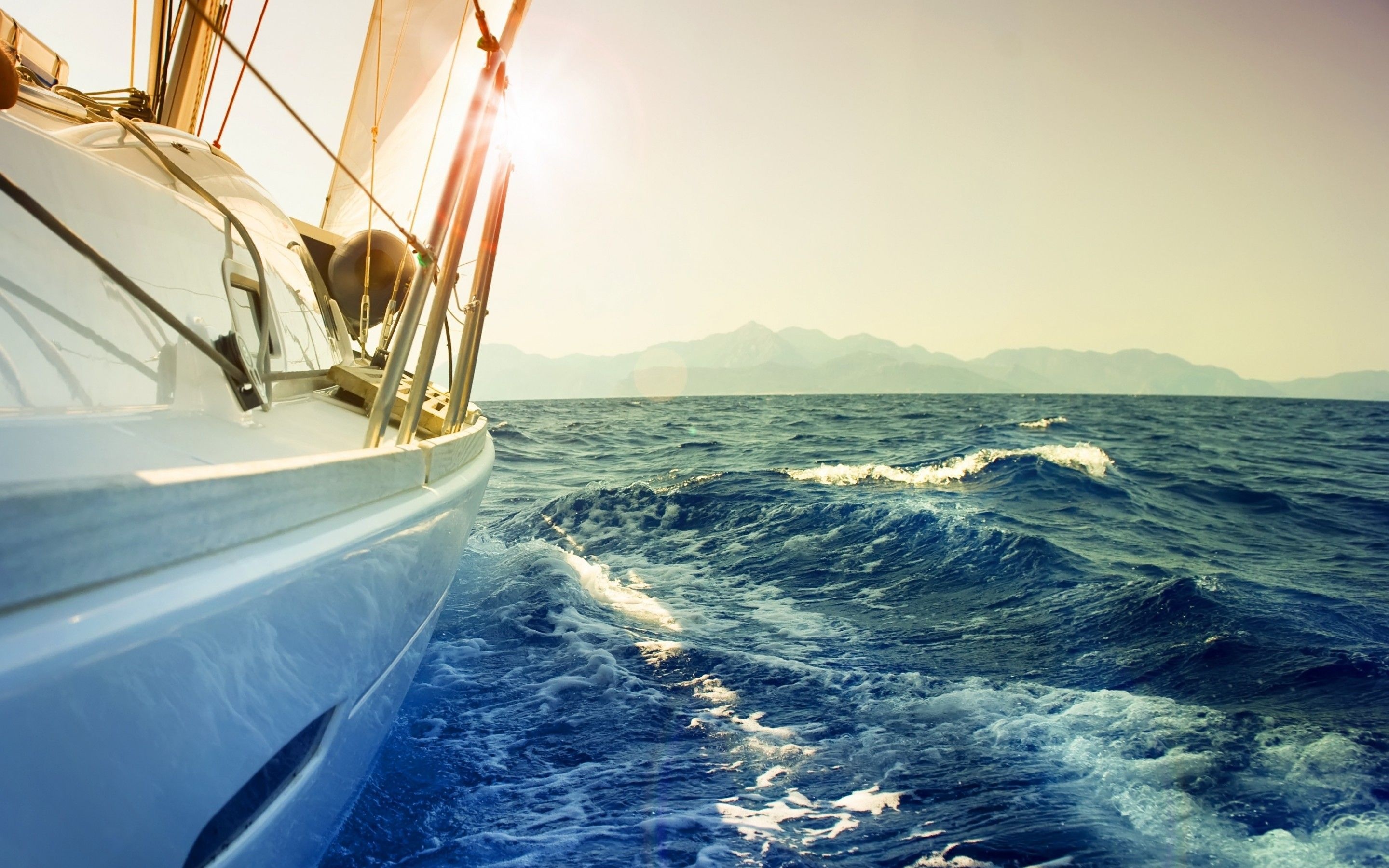 Sail Boat: Yacht, A sailing or power vessel used for pleasure, cruising, or racing. 2880x1800 HD Background.