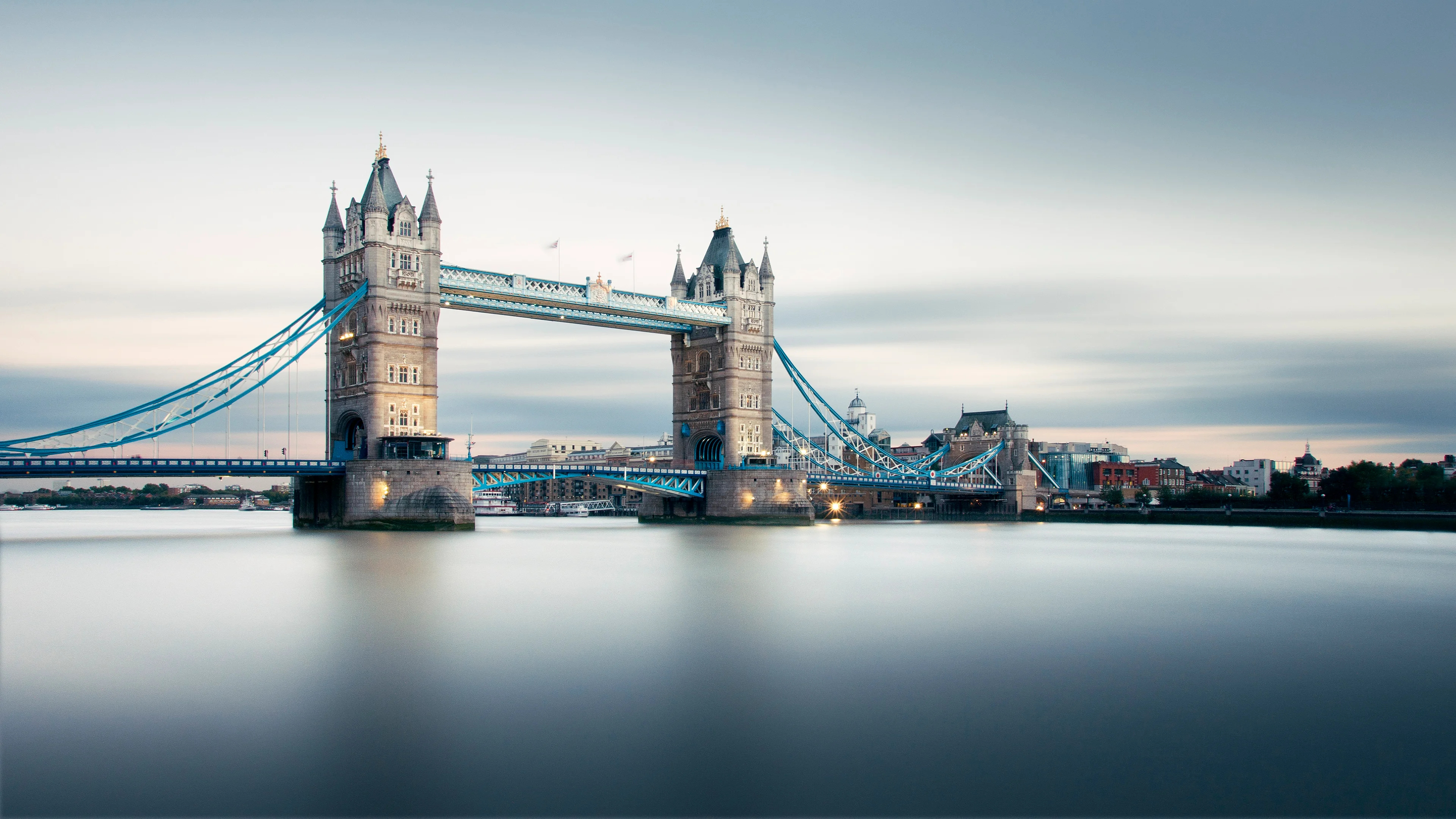 London: Tower Bridge, Tower block, Cityscape. 3840x2160 4K Background.