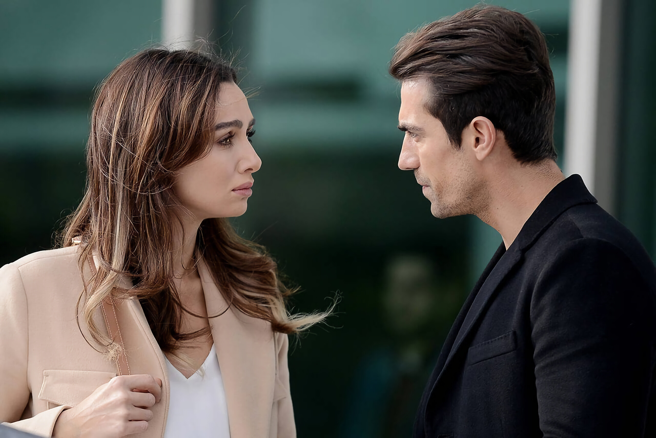 Price of Passion (TV Series): Ferhat Aslan and Asli Cınar Aslan, A Turkish TV series. 2560x1710 HD Background.