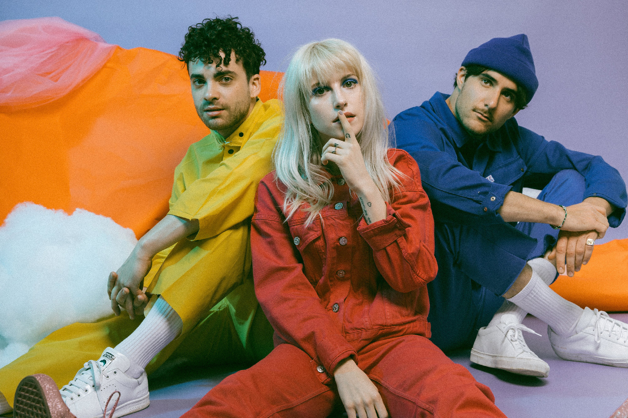 Paramore: The tour with New Found Glory and Kids in Glass Houses, The promotion of the release of Riot!. 2000x1340 HD Wallpaper.