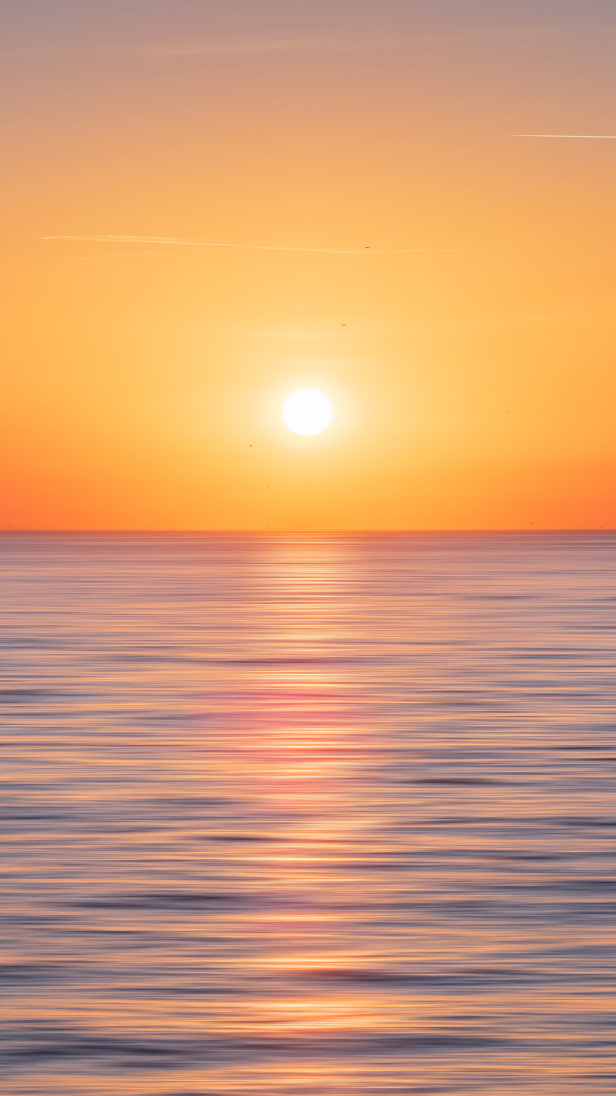 Sonne, Sonnenuntergang am Meer, ruhige Meeresansicht, goldene Stunde, 1250x2210 HD Handy