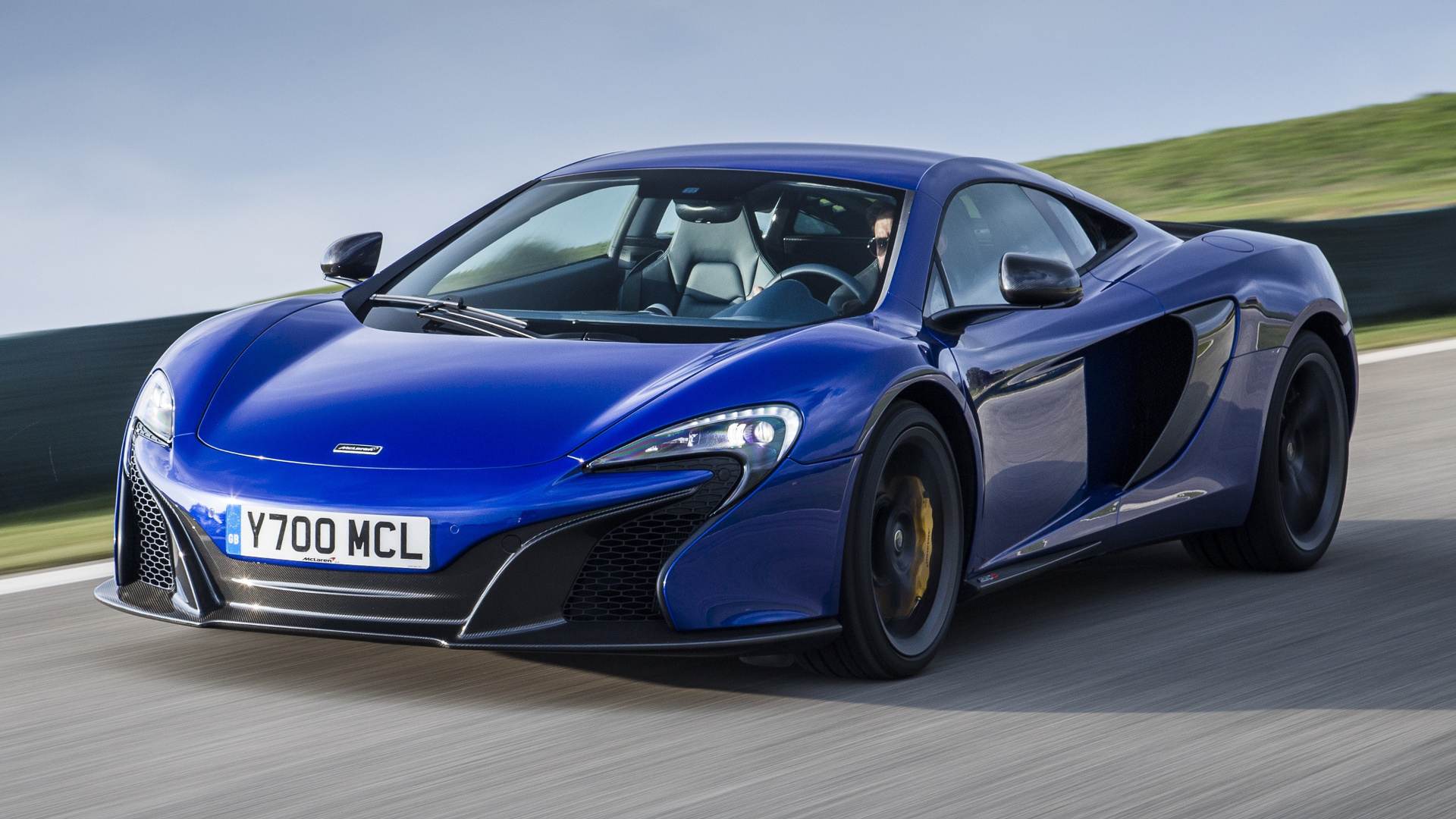 McLaren 650S Coupe, Coupe excellence, Track-inspired design, Striking wallpapers, 1920x1080 Full HD Desktop
