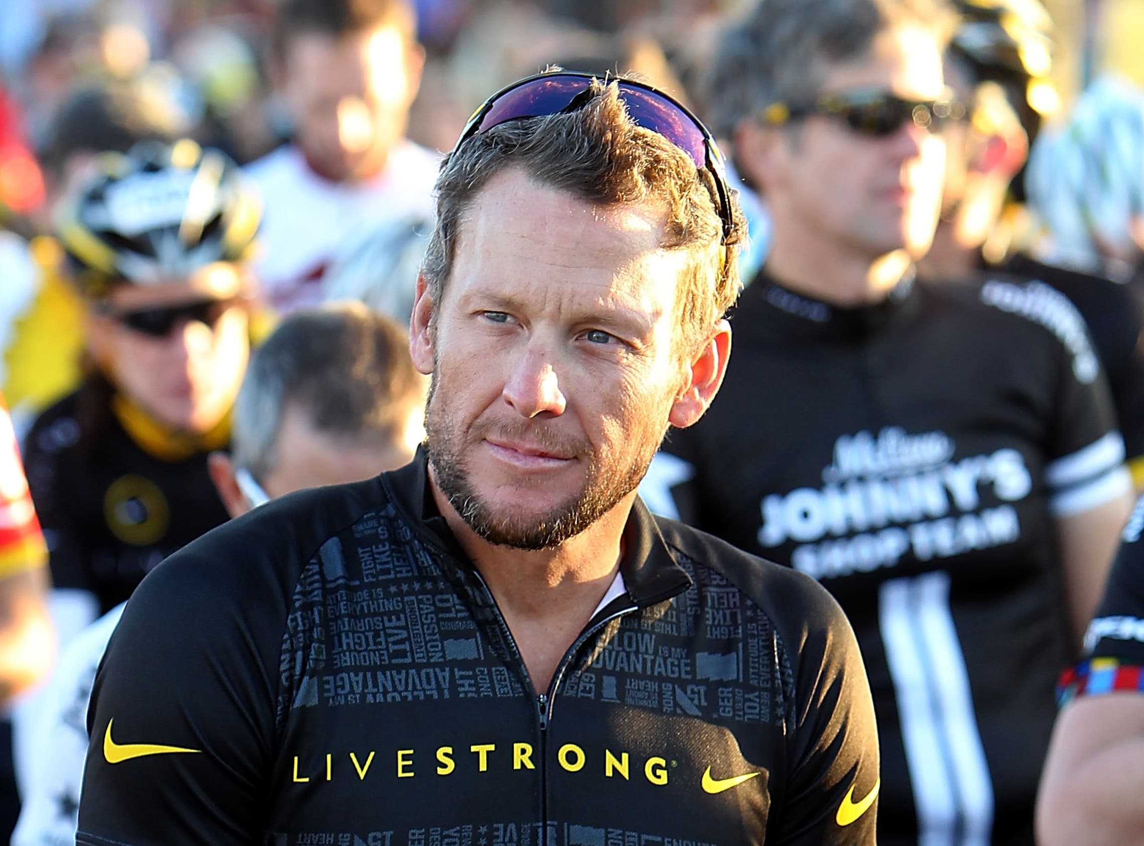 Armstrong loses sponsors, Sponsorship fallout, Challenging times, Moving forward, 2280x1690 HD Desktop