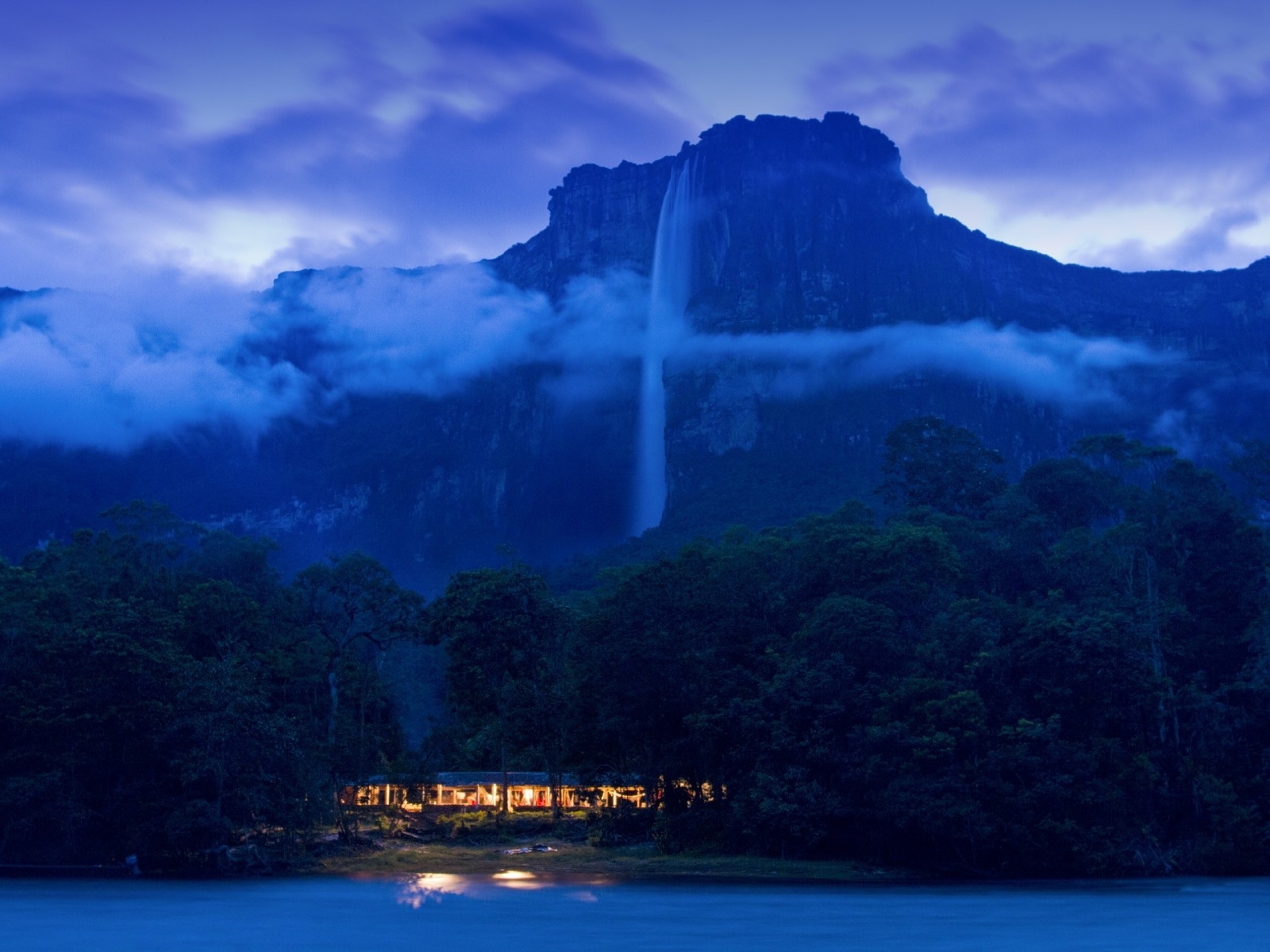 Angel Falls, Venezuela, Natural wonder, Majestic waterfall, 2560x1920 HD Desktop