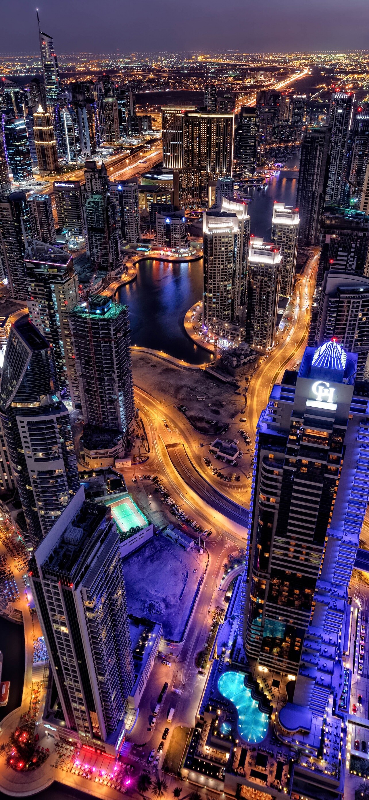 United Arab Emirates: Dubai, The coast of the Persian Gulf, Cityscape. 1290x2780 HD Wallpaper.