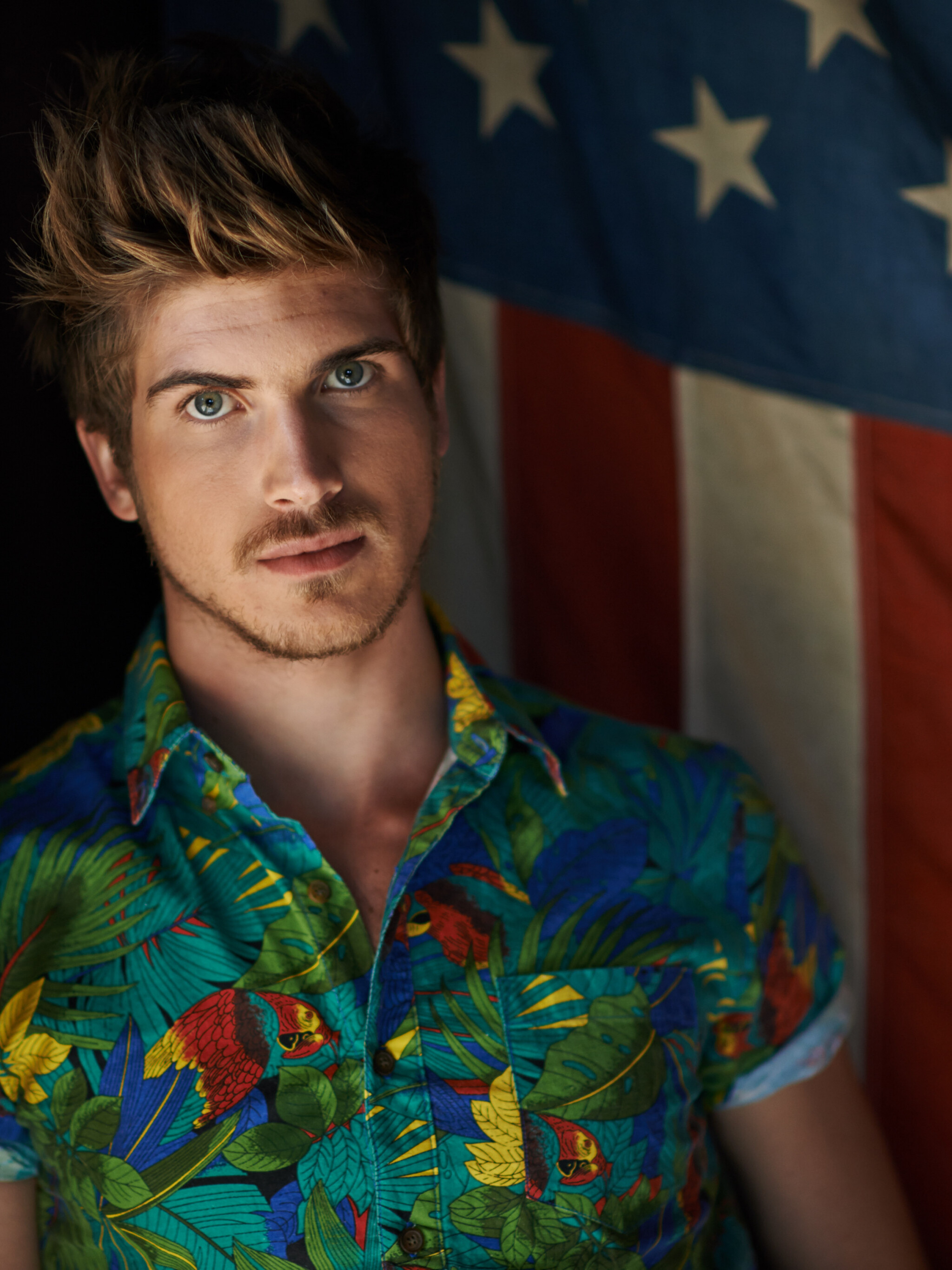 Joey Graceffa, Real life ebook, Official publisher, Wallpaper store discount, 2050x2740 HD Handy
