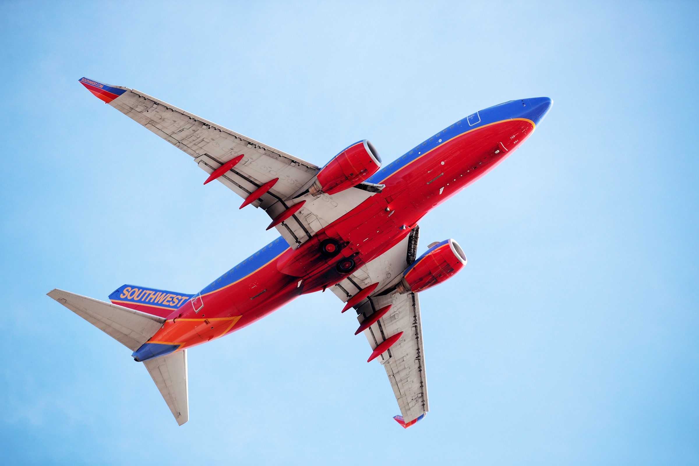 Southwest Airlines, Donor heart incident, Wired magazine, Aviation safety, 2400x1600 HD Desktop