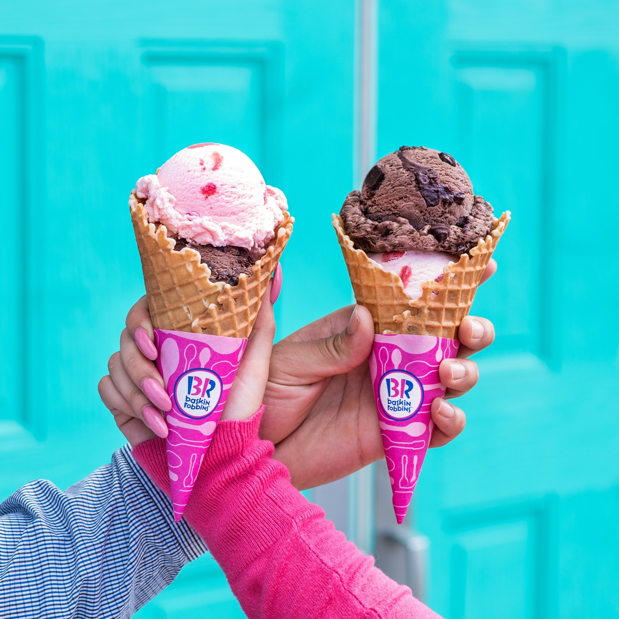Baskin Robbins: The producer of premium ice cream, 31 flavors. 2050x2050 HD Background.