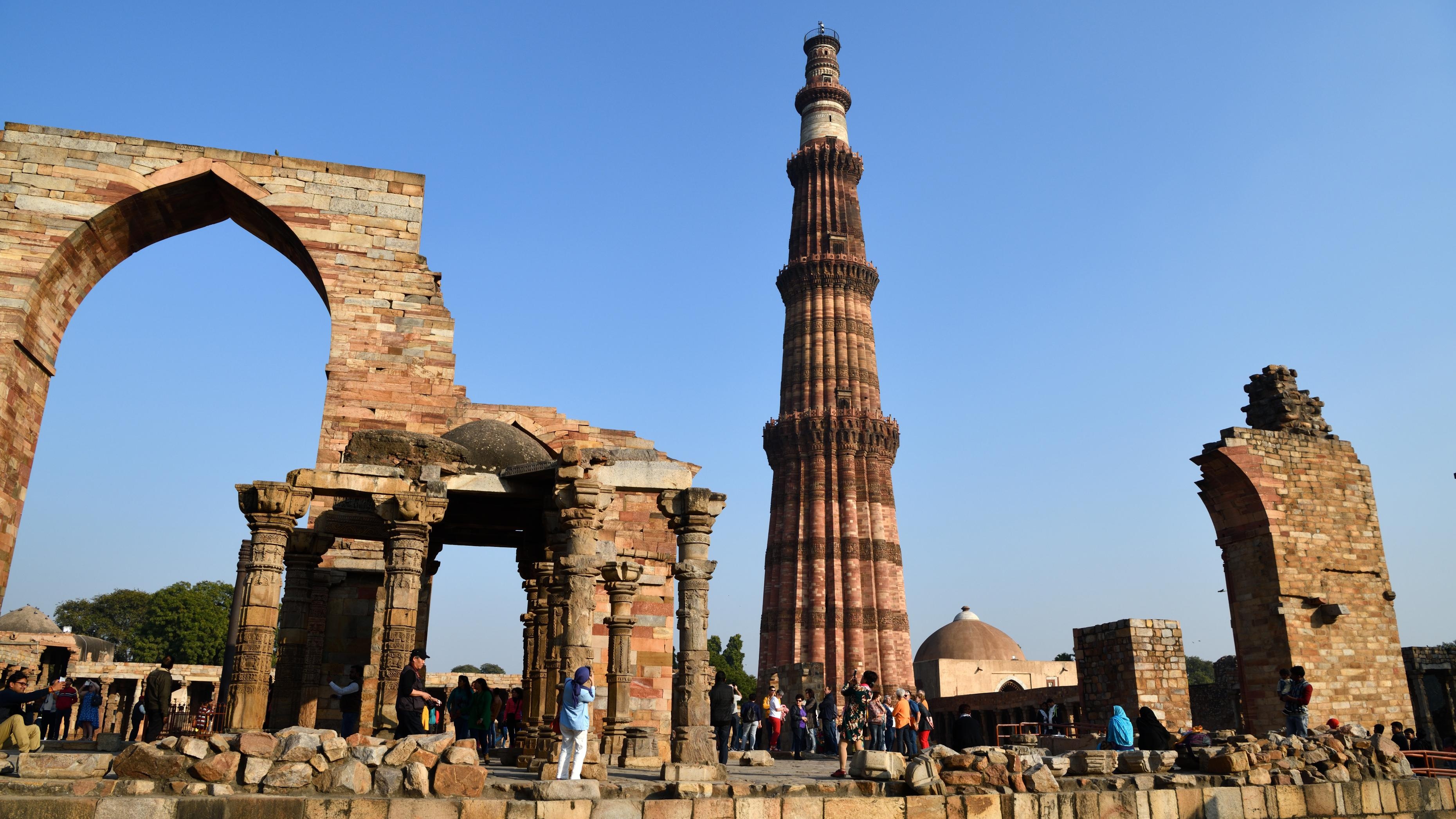 Delhi attractions, Must-visit places, Cultural heritage, Authentic experiences, 3720x2100 HD Desktop