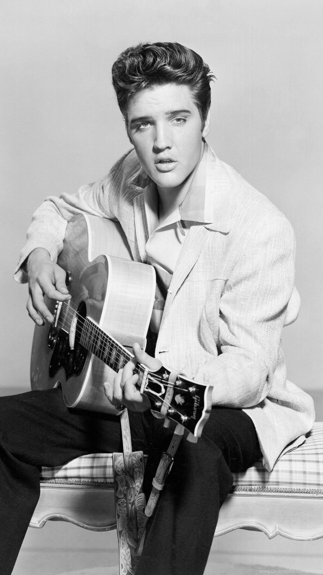 Elvis Presley: One of the most influential artists of the 20th century, “Suspicious Minds”. 1080x1920 Full HD Wallpaper.