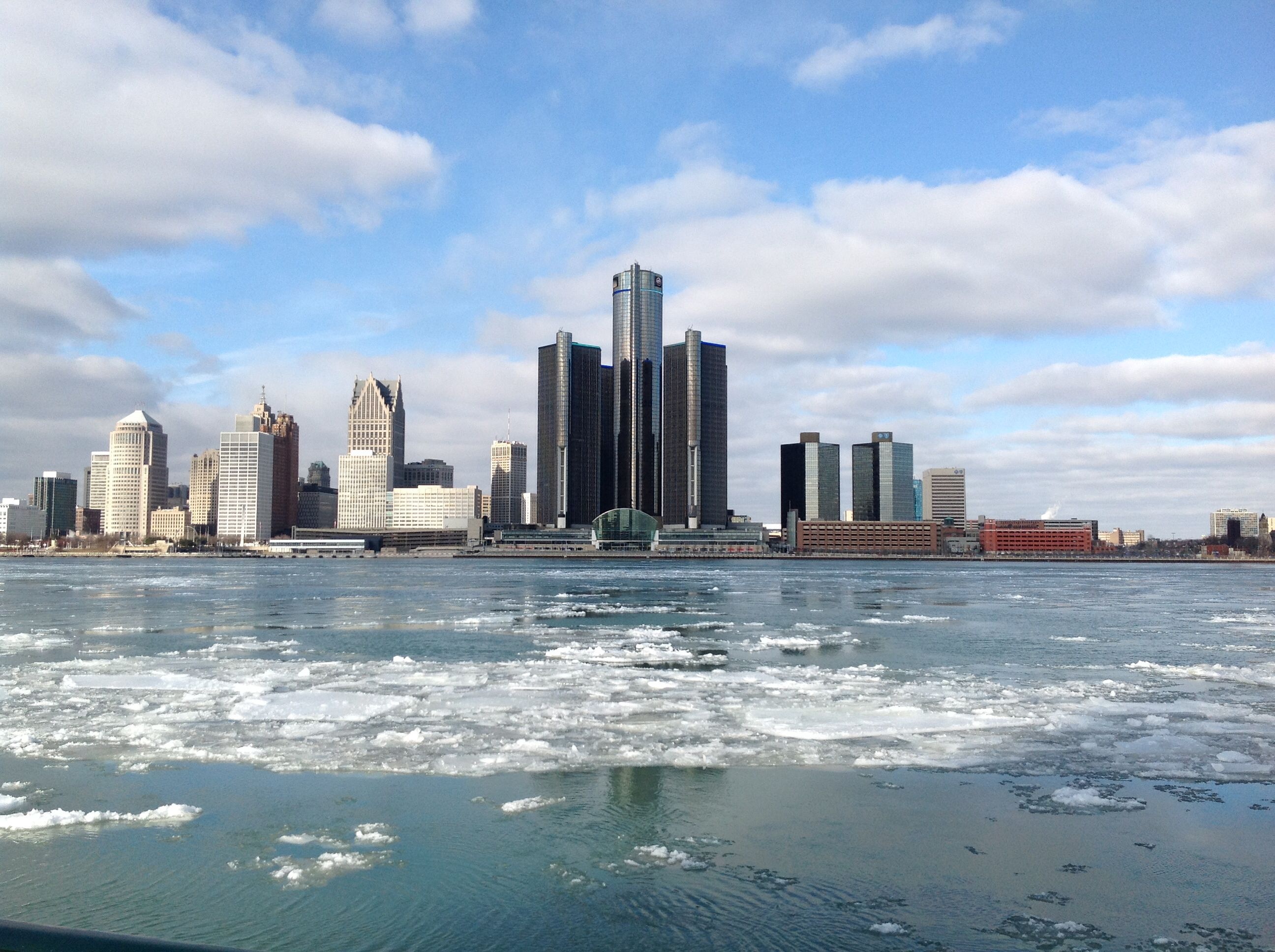 Detroit Skyline, Winter view, Skyline contrast, Urban beauty, 2600x1940 HD Desktop