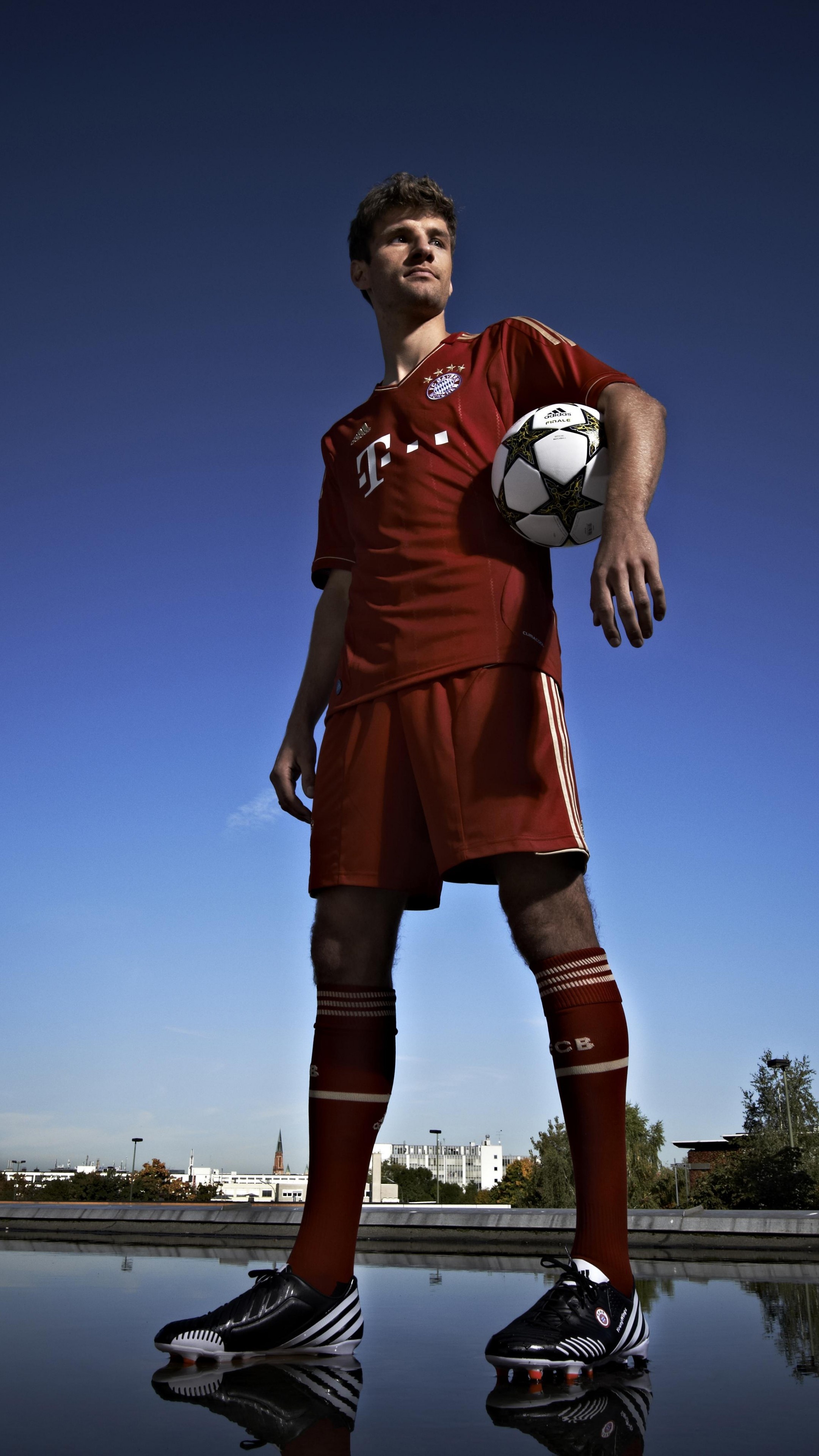 Football Player, Thomas Muller, Striker profile, FIFA's best, 2160x3840 4K Phone