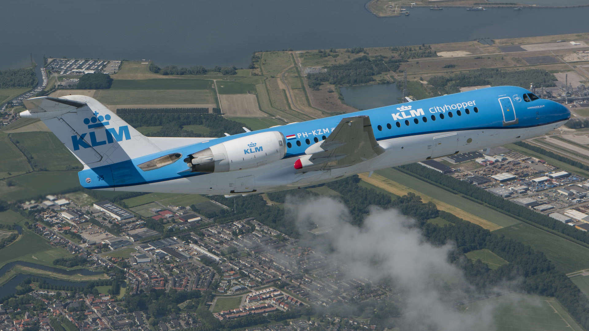 Fokker 70 farewell, KLM Cityhopper, Last chance to see, Historical significance, 1920x1080 Full HD Desktop