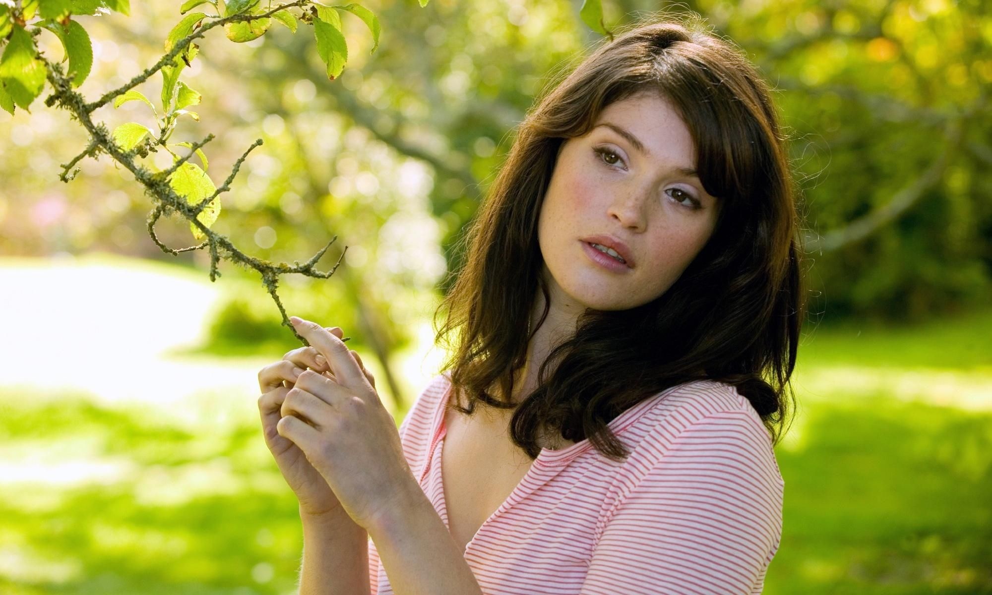Gemma Arterton: The role of Tara, Nominated for a BIFA award for Best Actress in a British Independent Film. 2000x1200 HD Wallpaper.