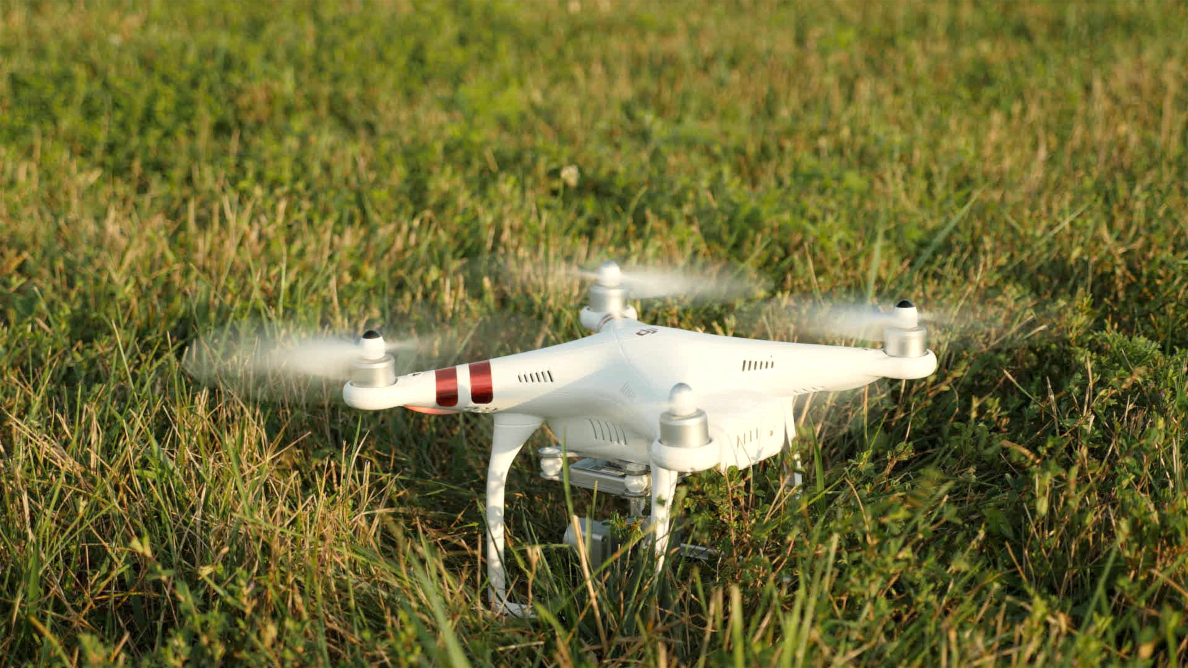 Drone: DJI Phantom 3 Standard, An aircraft without passengers, Quadcopter. 3840x2160 4K Wallpaper.