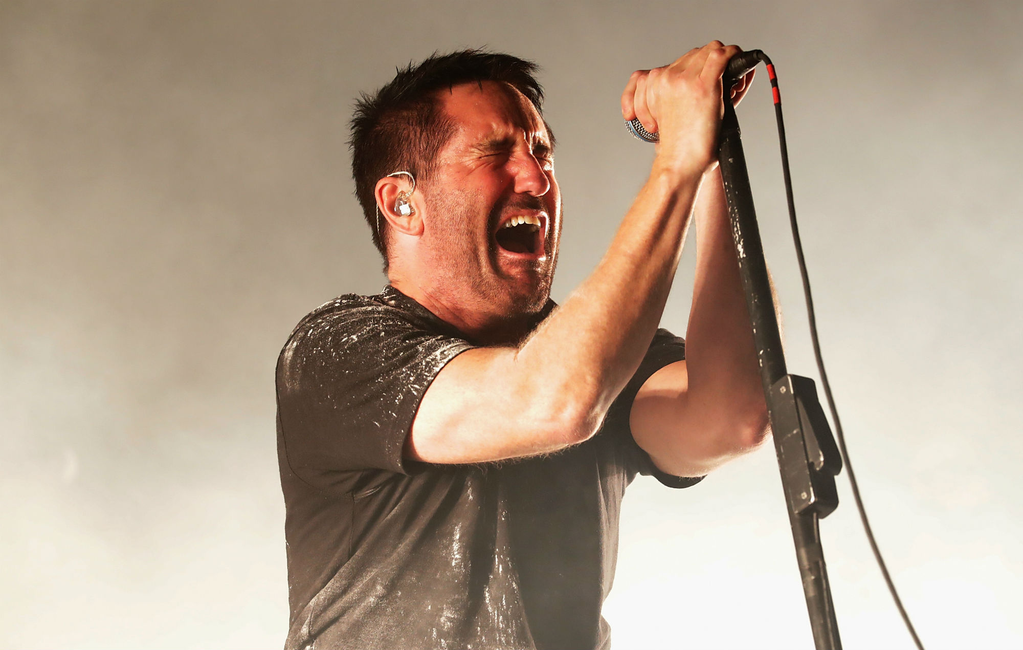 Nine Inch Nails, Tour announcement, New music release, Music excitement, 2000x1270 HD Desktop