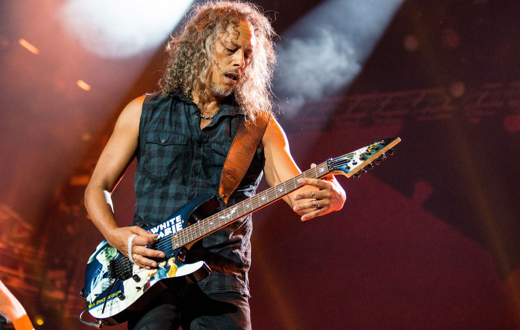 Kirk Hammett, Metallica solo project, Guitar virtuoso, Shredding skills, 2000x1270 HD Desktop