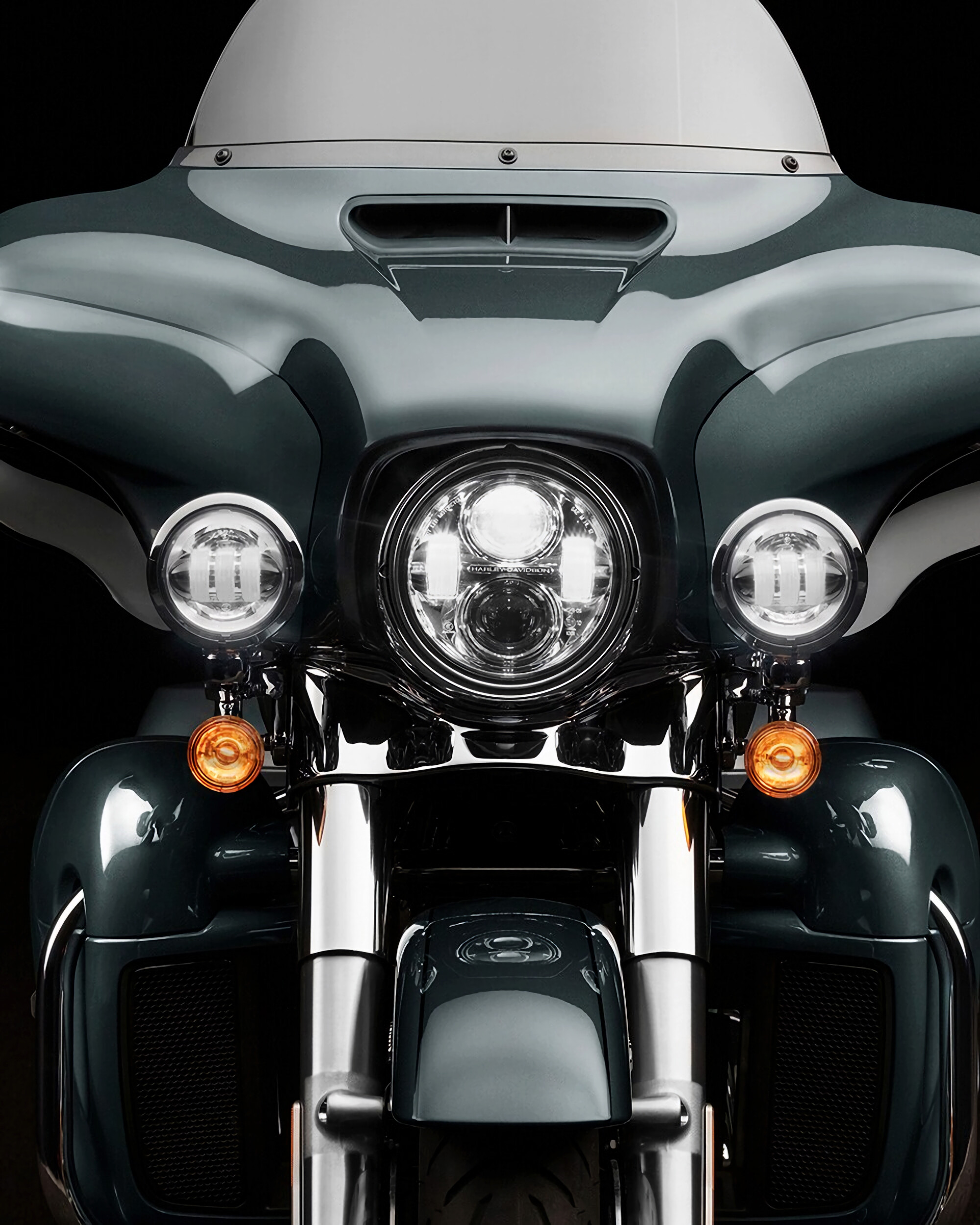 Harley-Davidson Ultra Limited, The ultimate ride, Iconic design, Unmatched power, 2000x2500 HD Phone