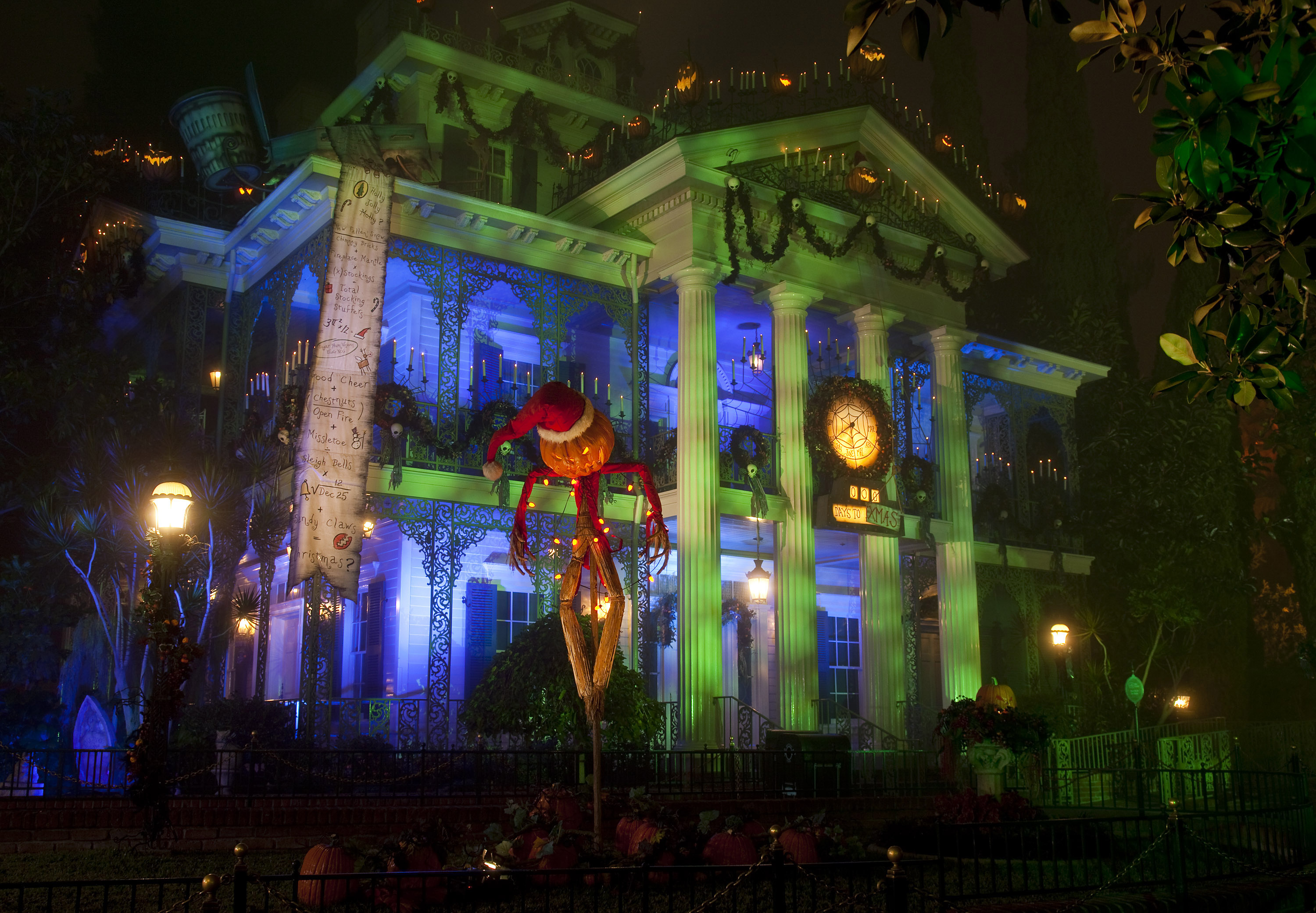 Haunted Mansion, Disneyland holiday, Creepy wallpaper, 3000x2090 HD Desktop