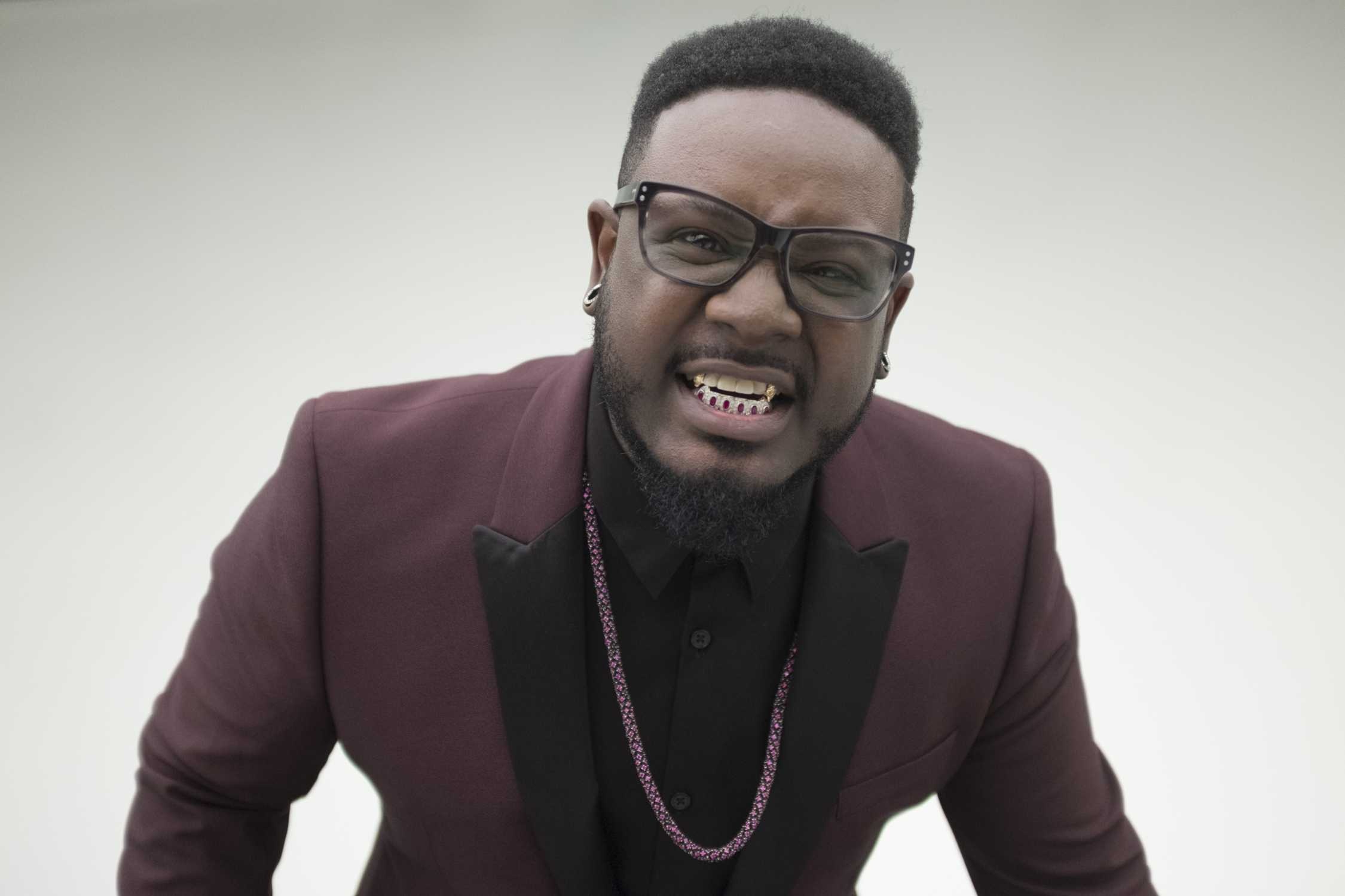 T-Pain DJ Storms, Blogging insights, Music industry expertise, T-Pain's perspective, 2250x1500 HD Desktop