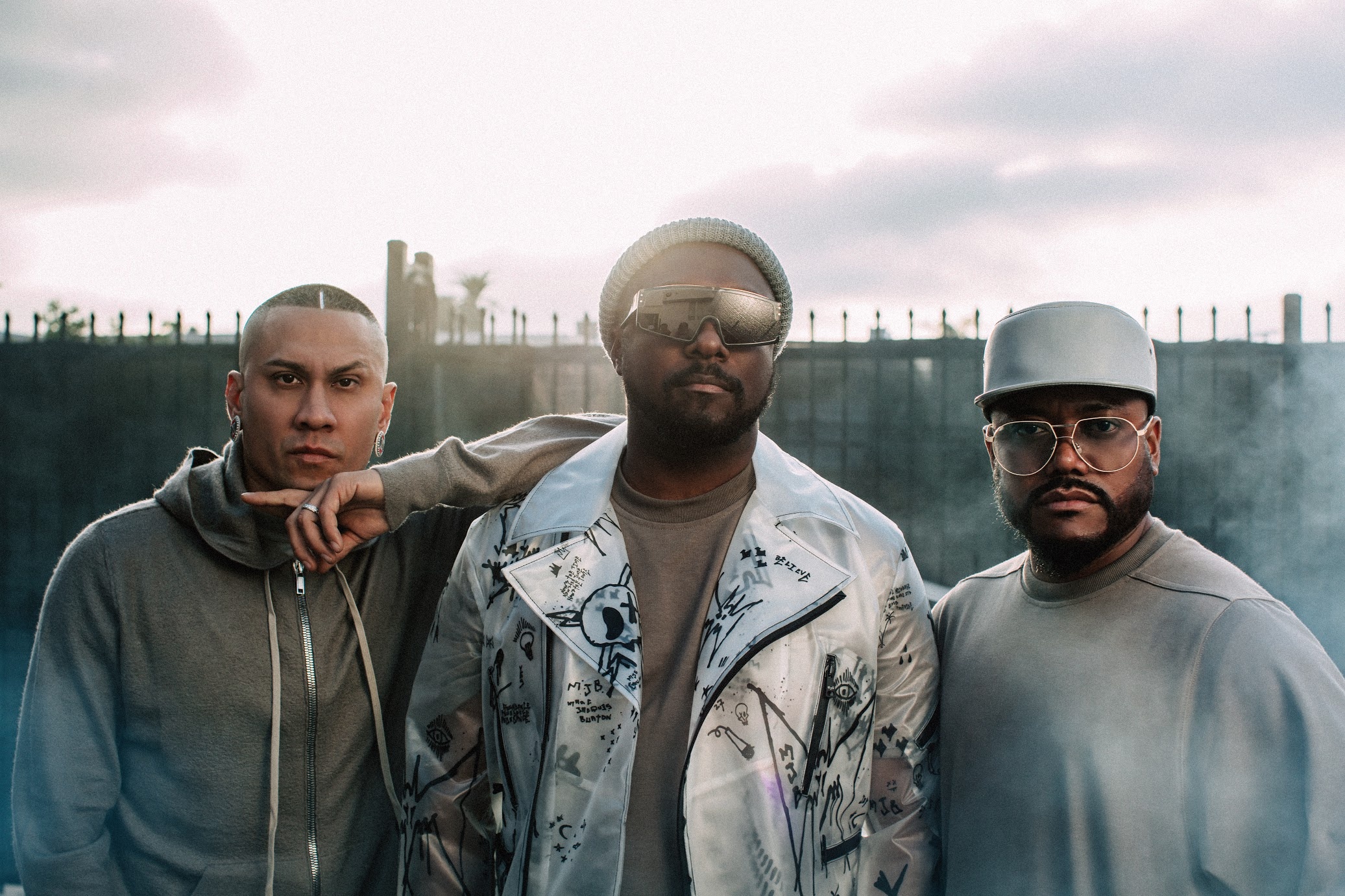 Will. i. am, Black Eyed Peas hit rejected, Record label struggles, 2080x1390 HD Desktop