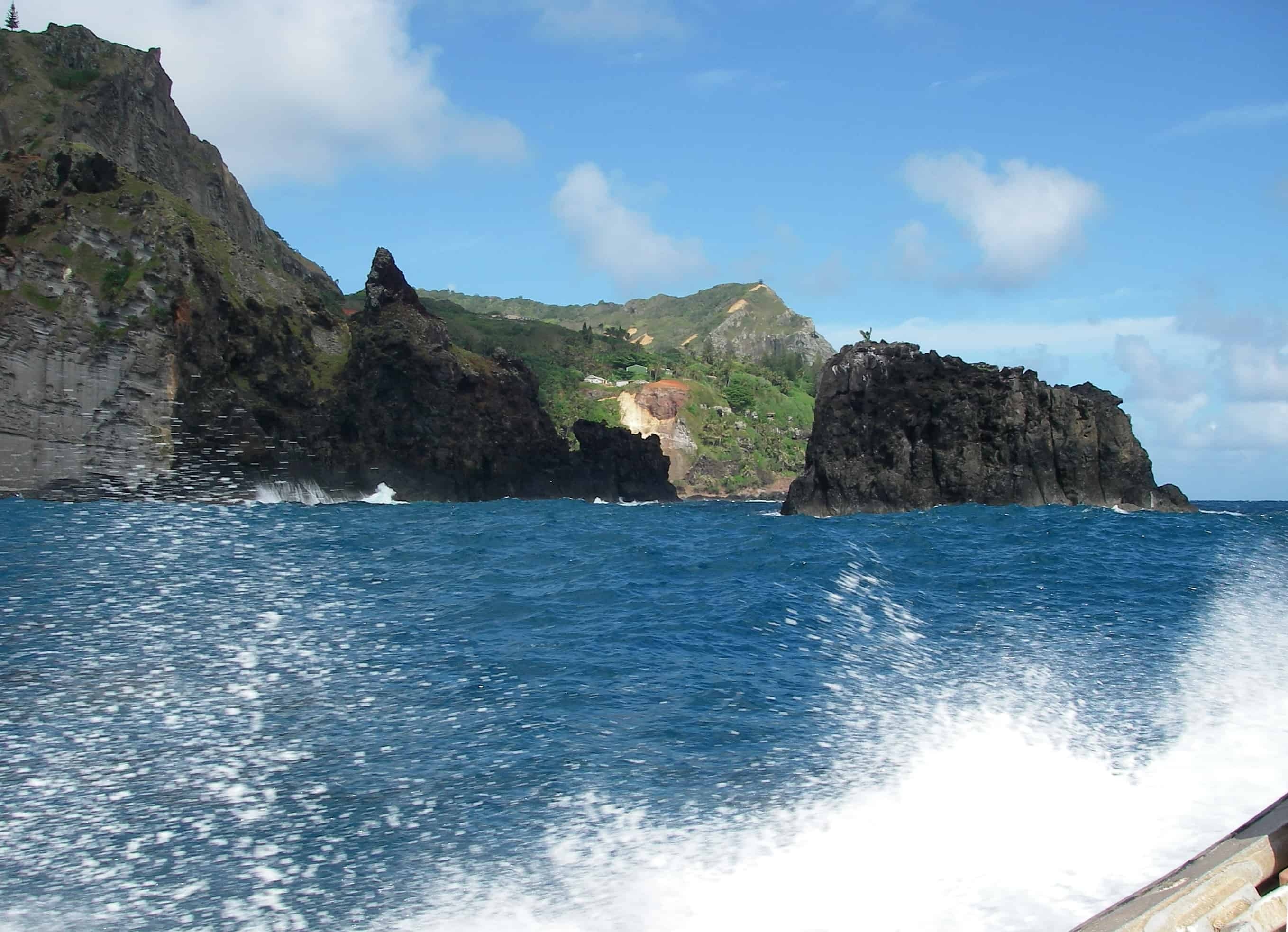 Pitcairn Islands, UK Overseas Territories, Conservation forum, Blog, 2720x1970 HD Desktop