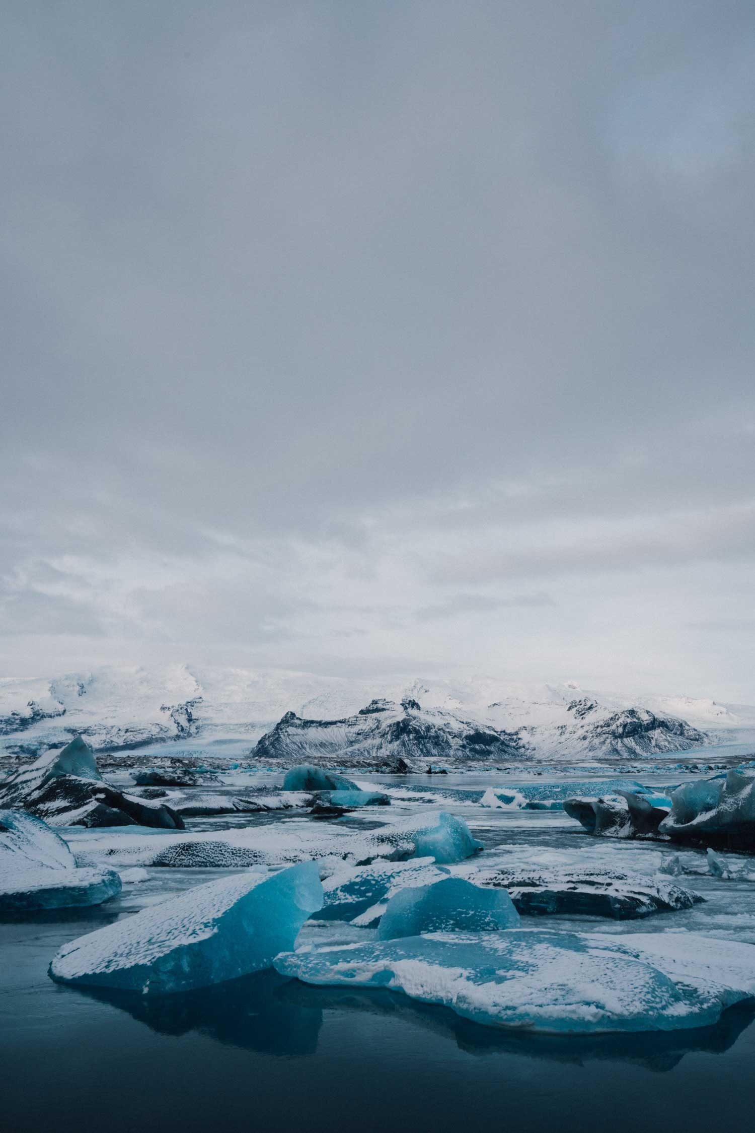 Spitsbergen National Park, Iceland travel theory, 8 days, 1500x2250 HD Phone