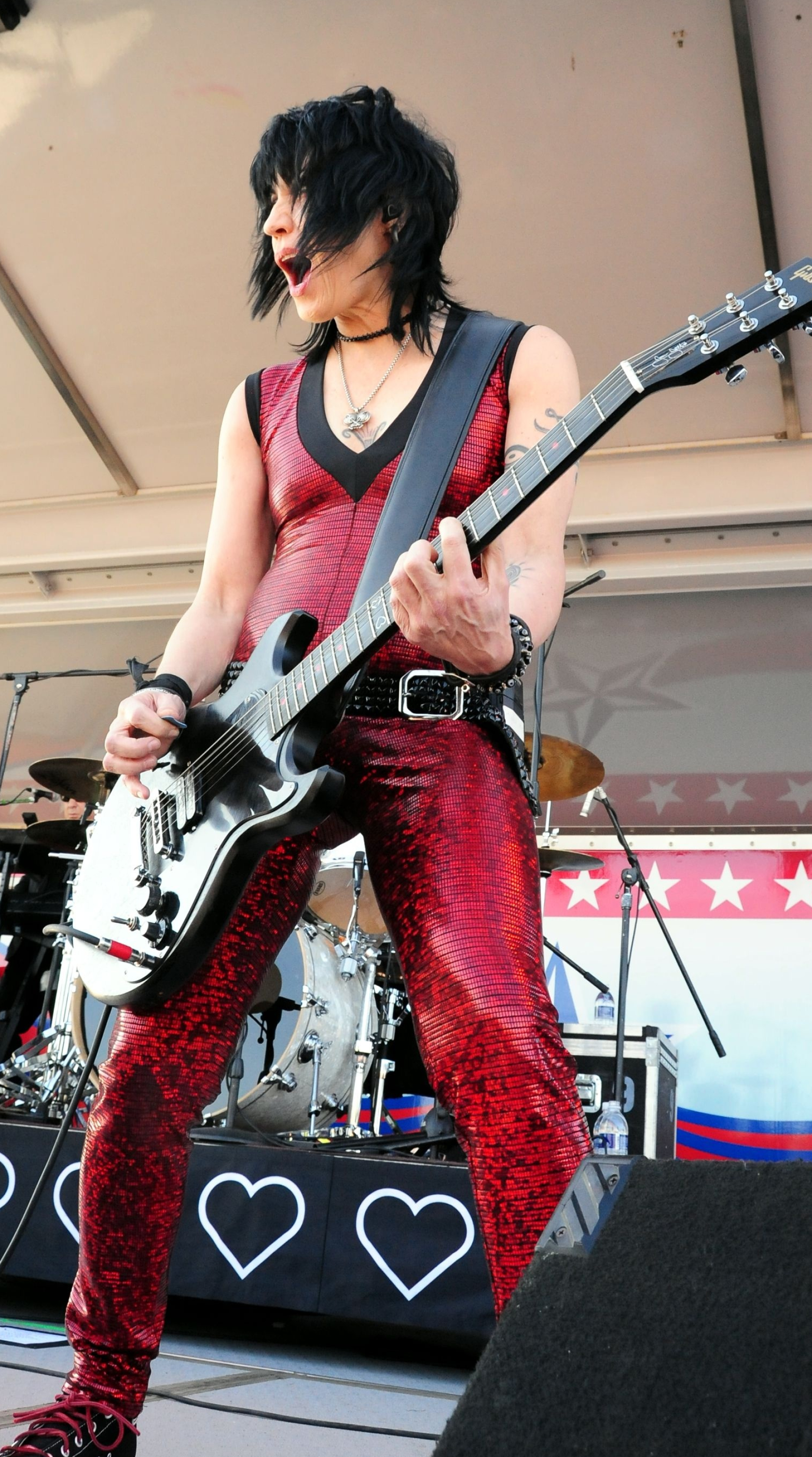Joan Jett, Rock and roll queen, Timeless classics, Unforgettable performances, 1680x3000 HD Phone