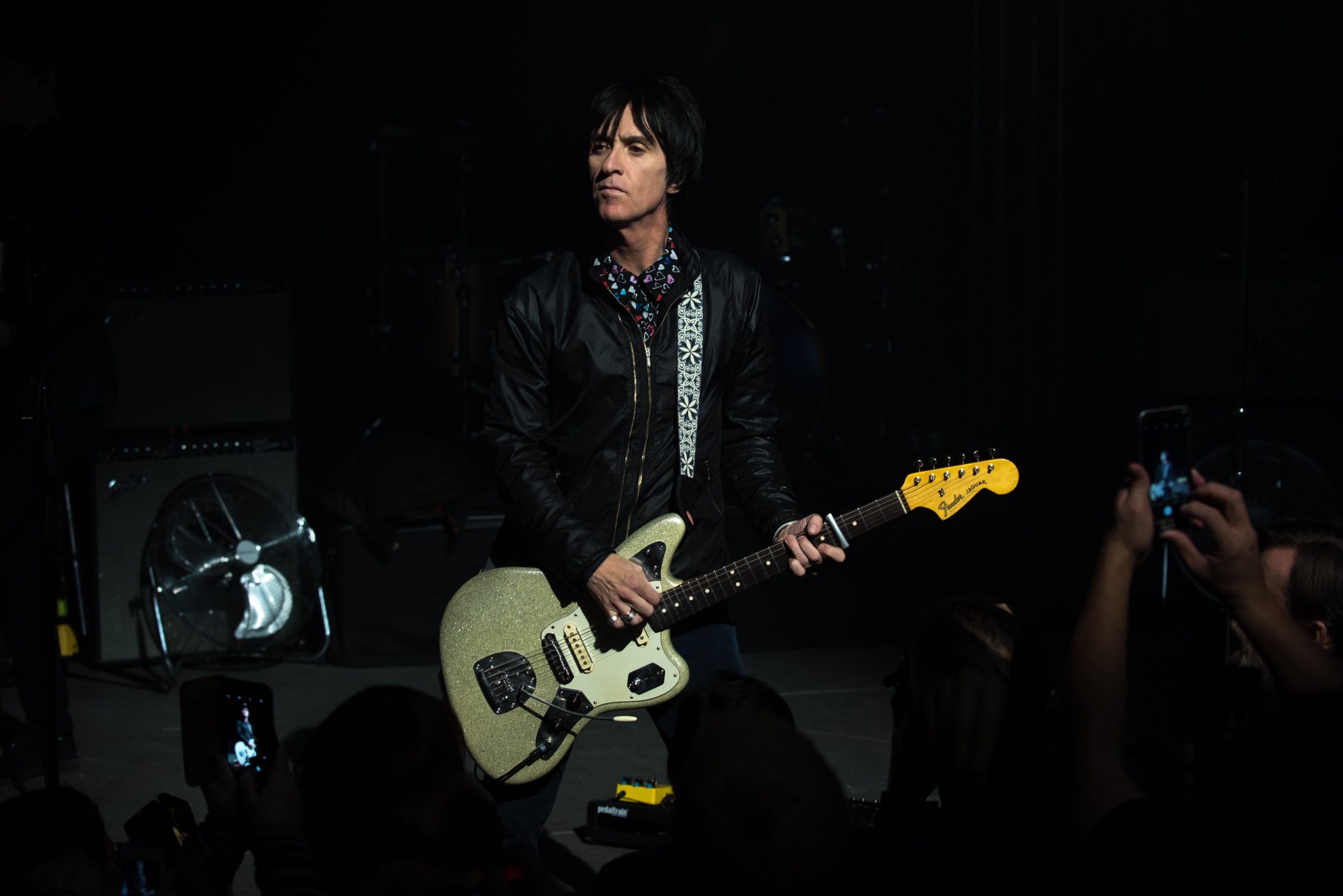 Johnny Marr, Iconic guitar playing, Live performances, Music influence, 2560x1710 HD Desktop