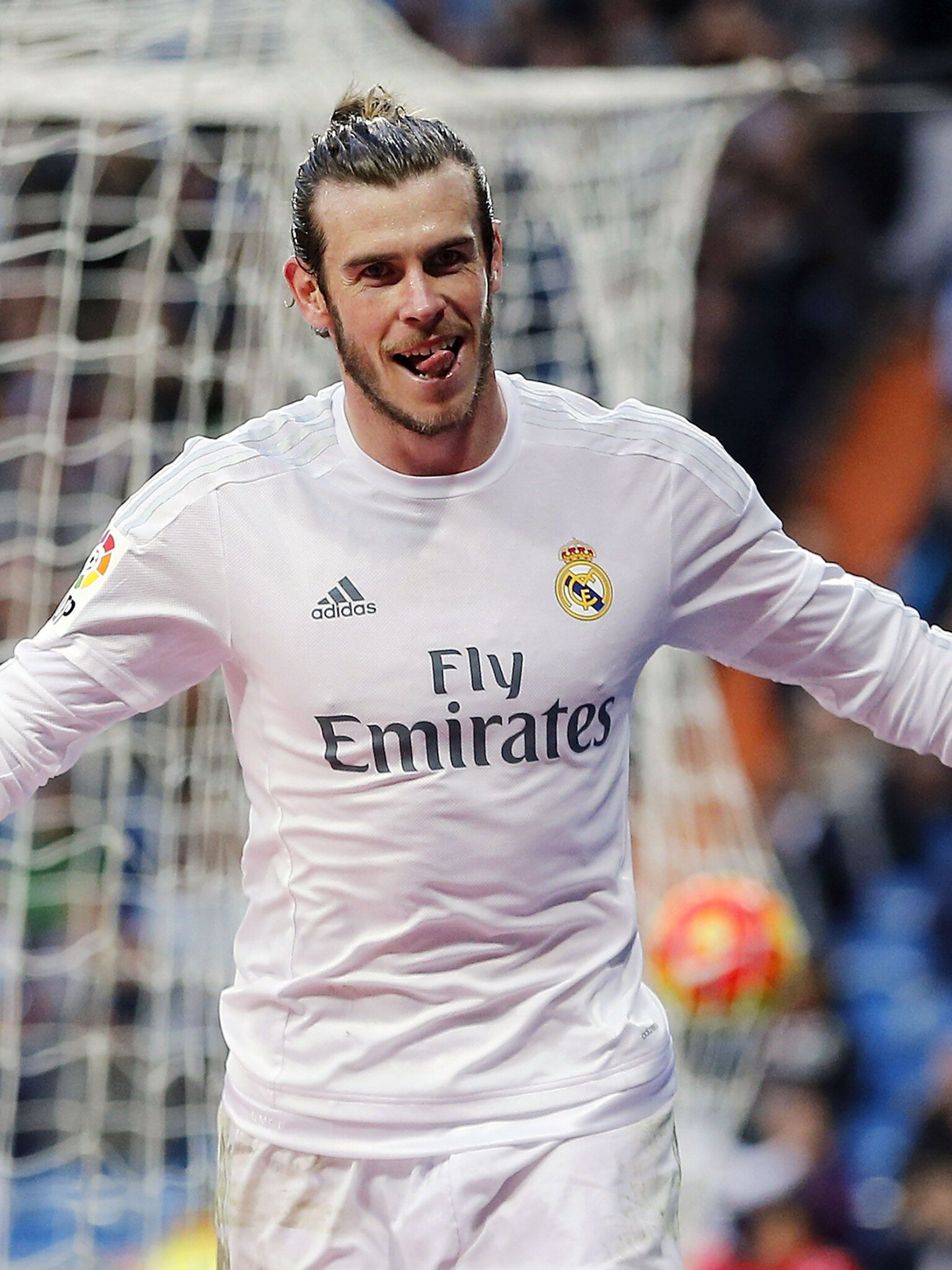 Gareth Bale: Real Madrid football club member, La Liga and UEFA Champions League winner, A striker, A center forward. 1540x2050 HD Background.