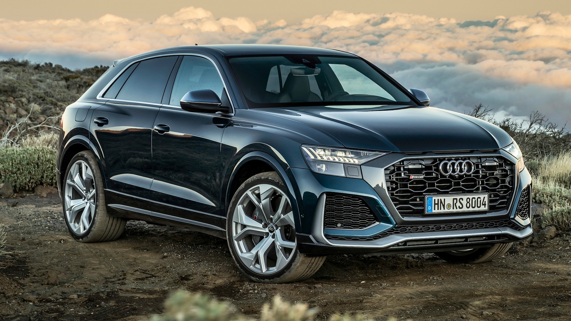 Audi Q8, Powerful and luxurious, High-definition wallpapers, Cutting-edge technology, 1920x1080 Full HD Desktop